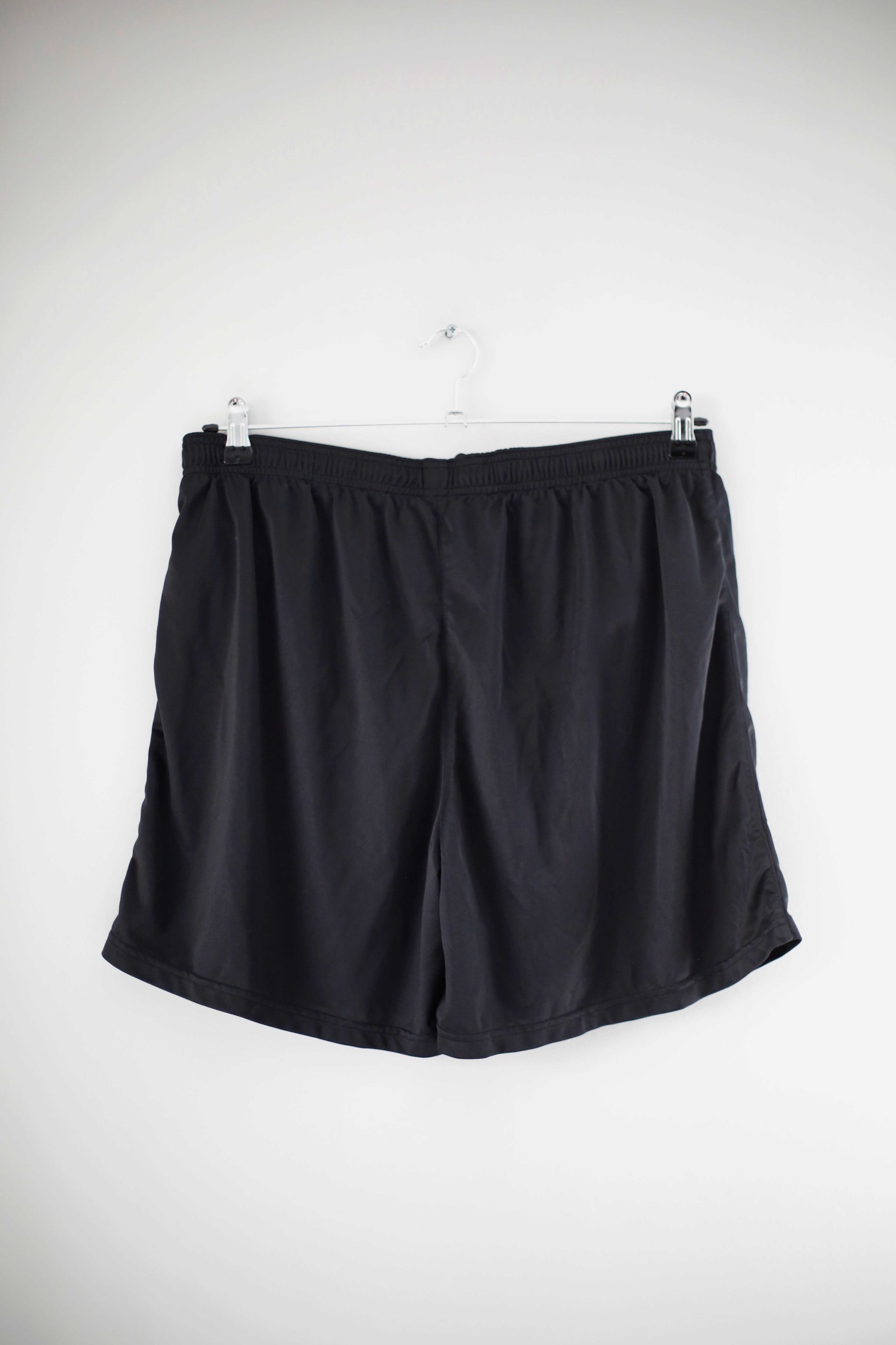 Nike Shorts kurze Hose dri fit Sporthose Schwarz XL basic Trainingshose