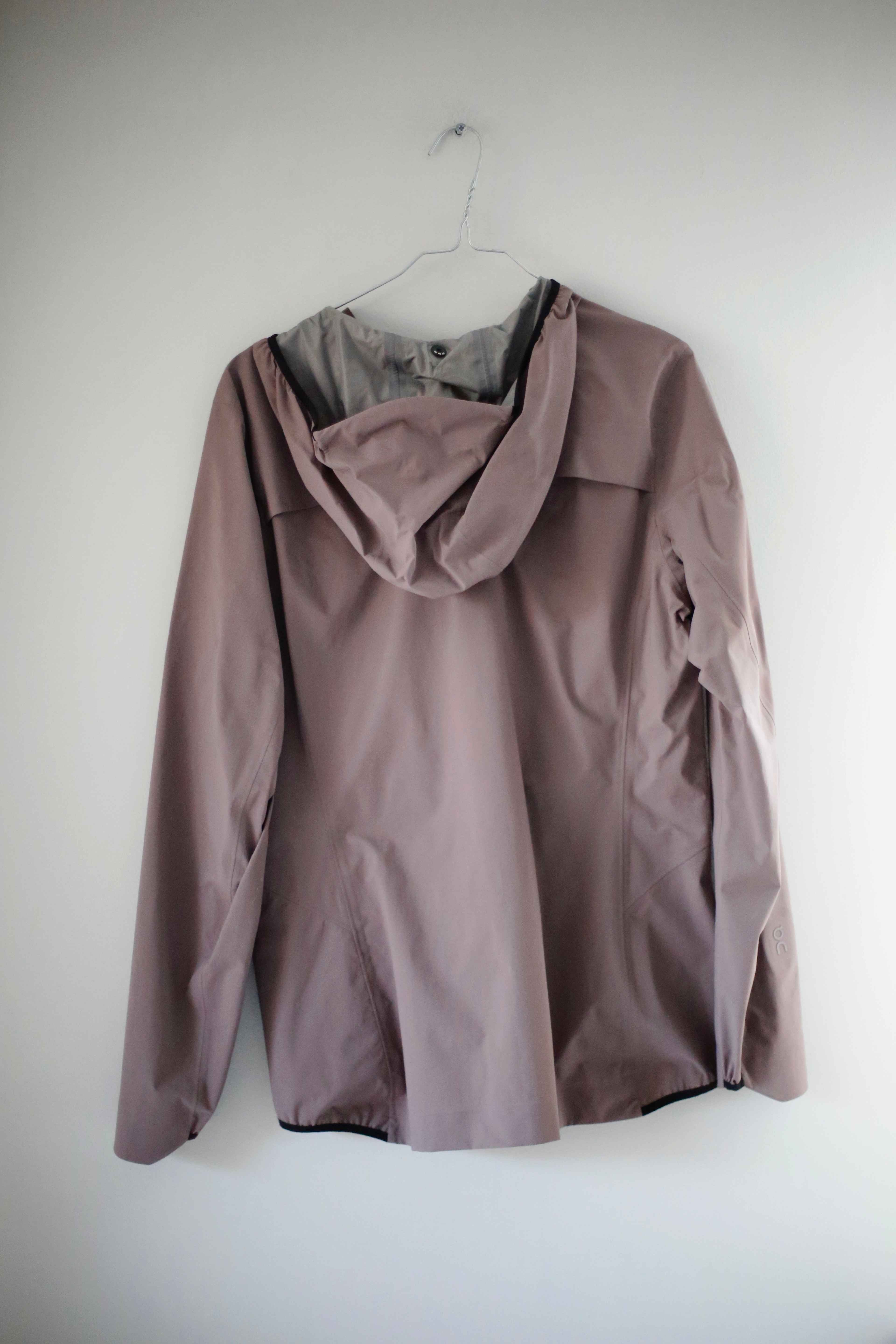 ON Qc Regenjacke Windbreaker 38 M Jacke braun taupe Übergangsjacke