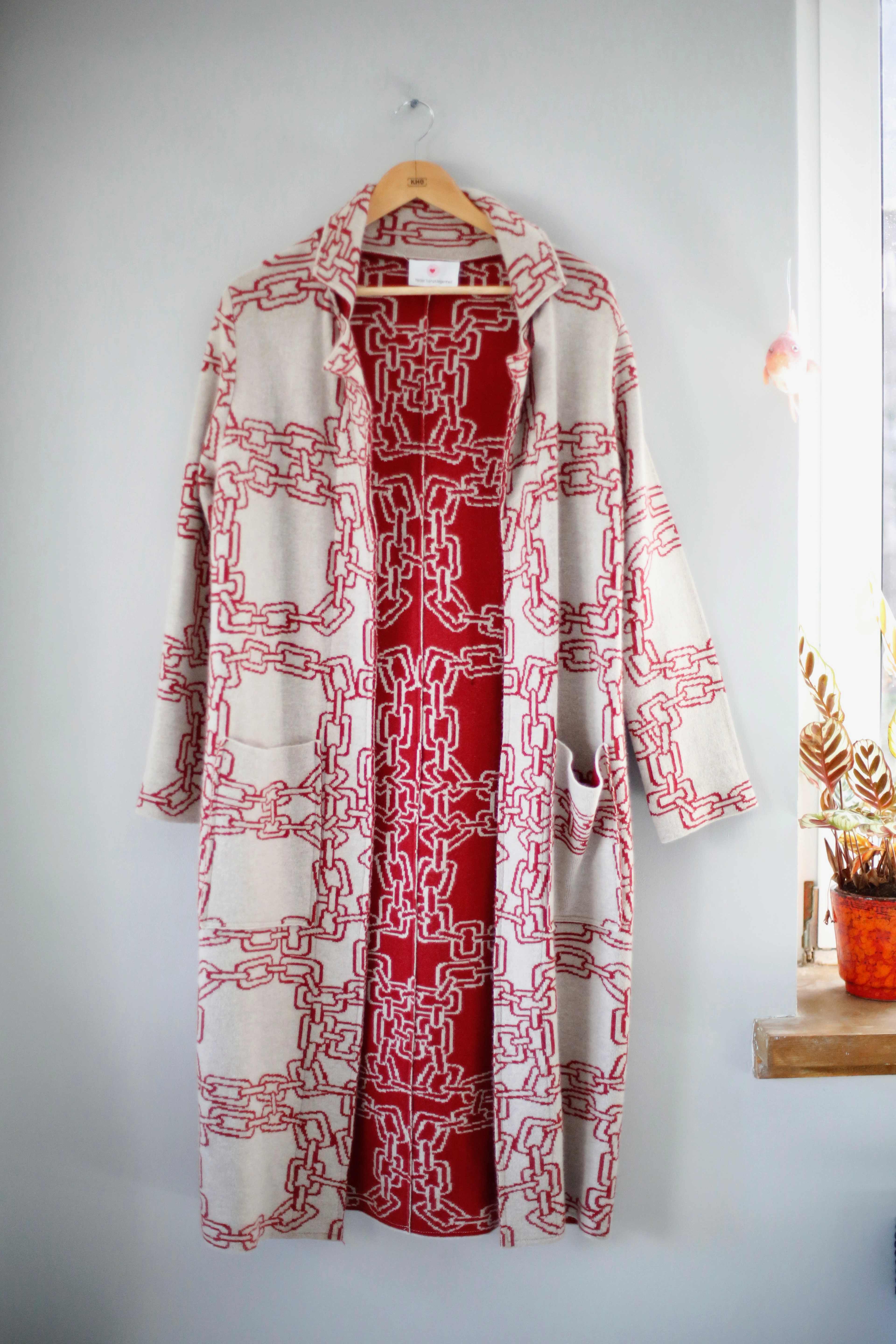 Herzensangelegenheit Strickjacke Cardigan Rot Beige 36 S Muster Maxistrickjacke Mantel