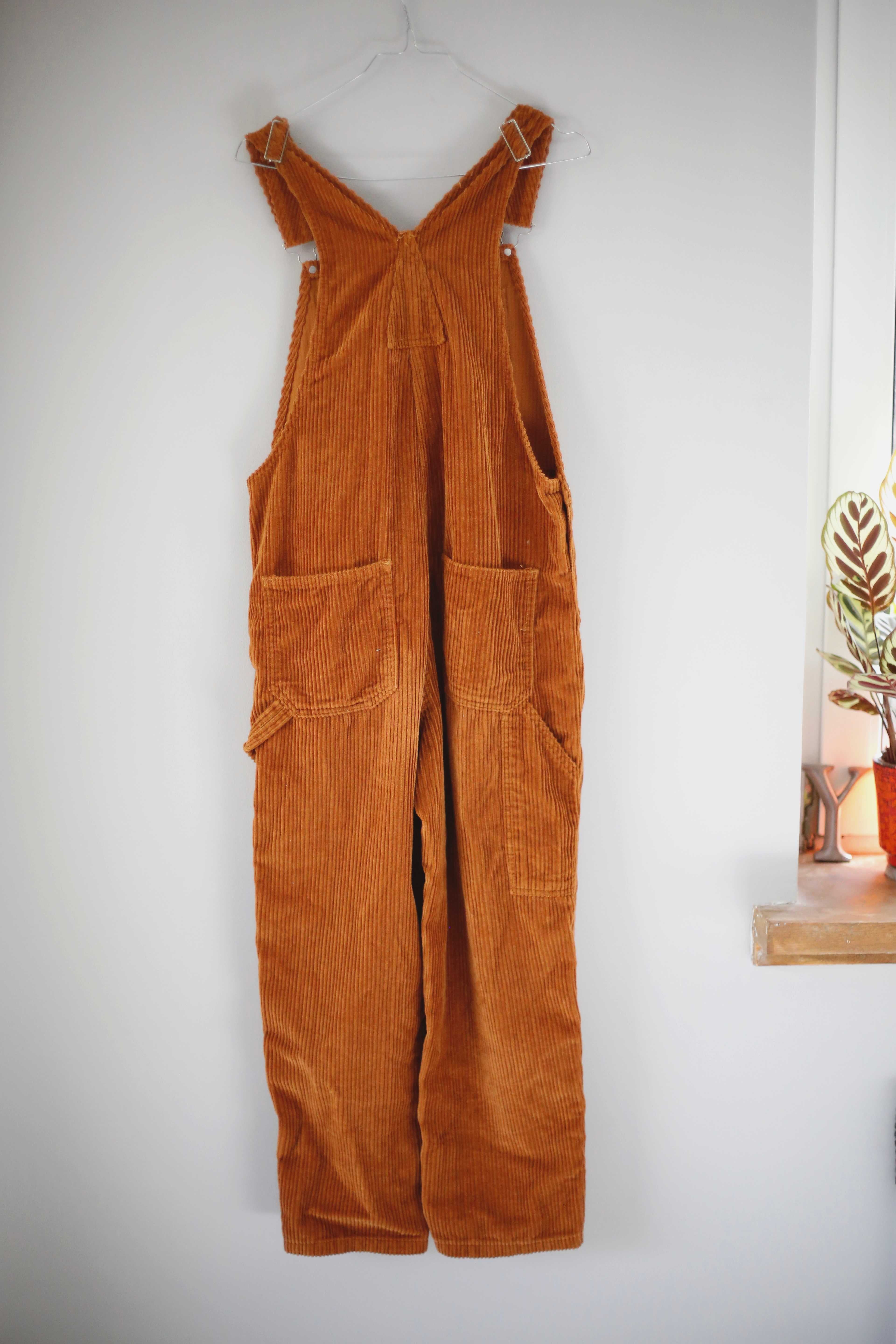 Urban Outfitters BDG Latzhose Hose Cord Cordhose braun S Arbeitshose Cognac