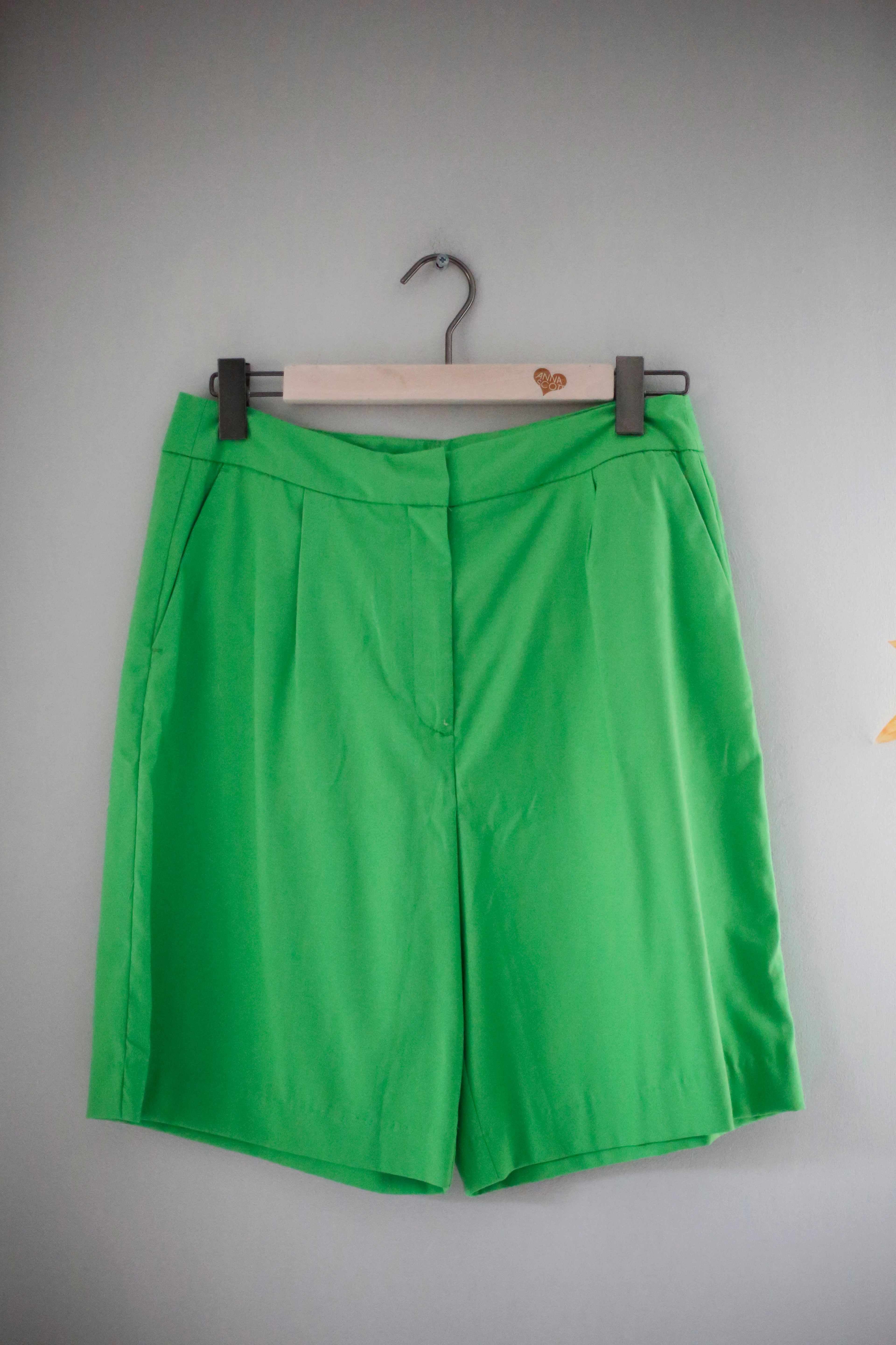 Reserved Hose Shorts Grün Neu 42 XL L kurze Hose einfarbig