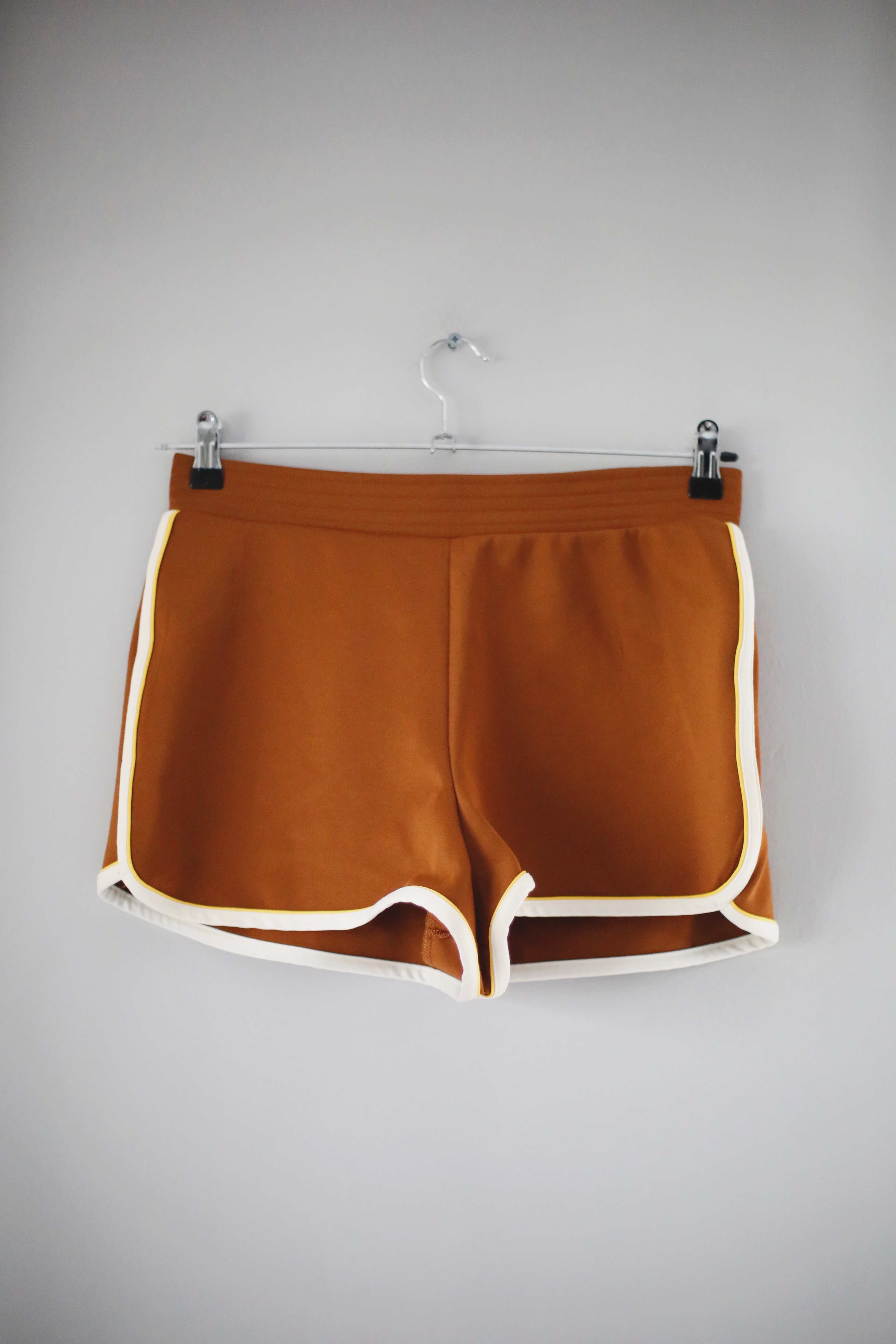 Zara Sporthose Shorts Braun 40 L kurze Hose basic