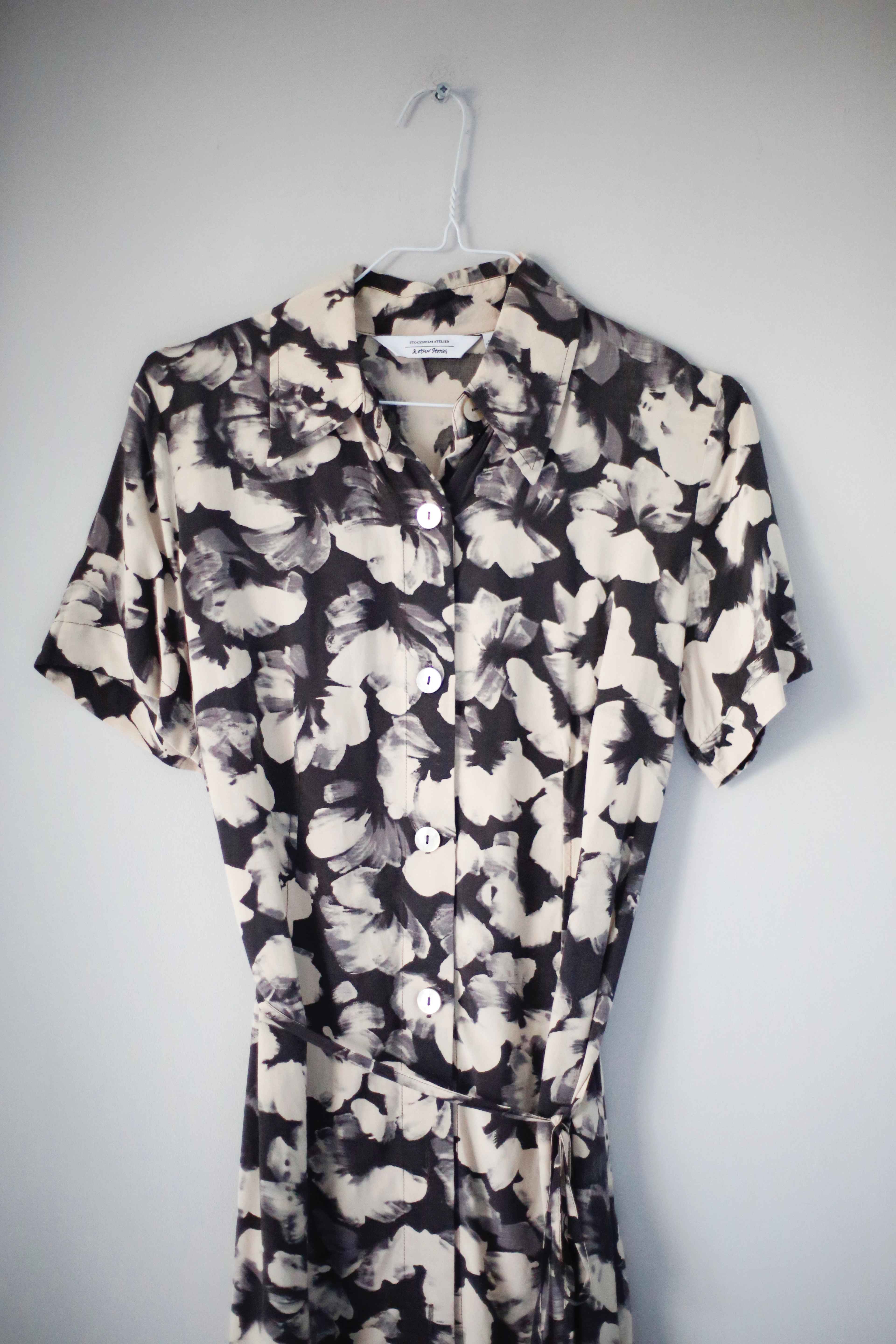 &other stories Midi Kleid Midikleid Creme 36 S Creme Blumen Floral Flowers Shirt T-Shirt