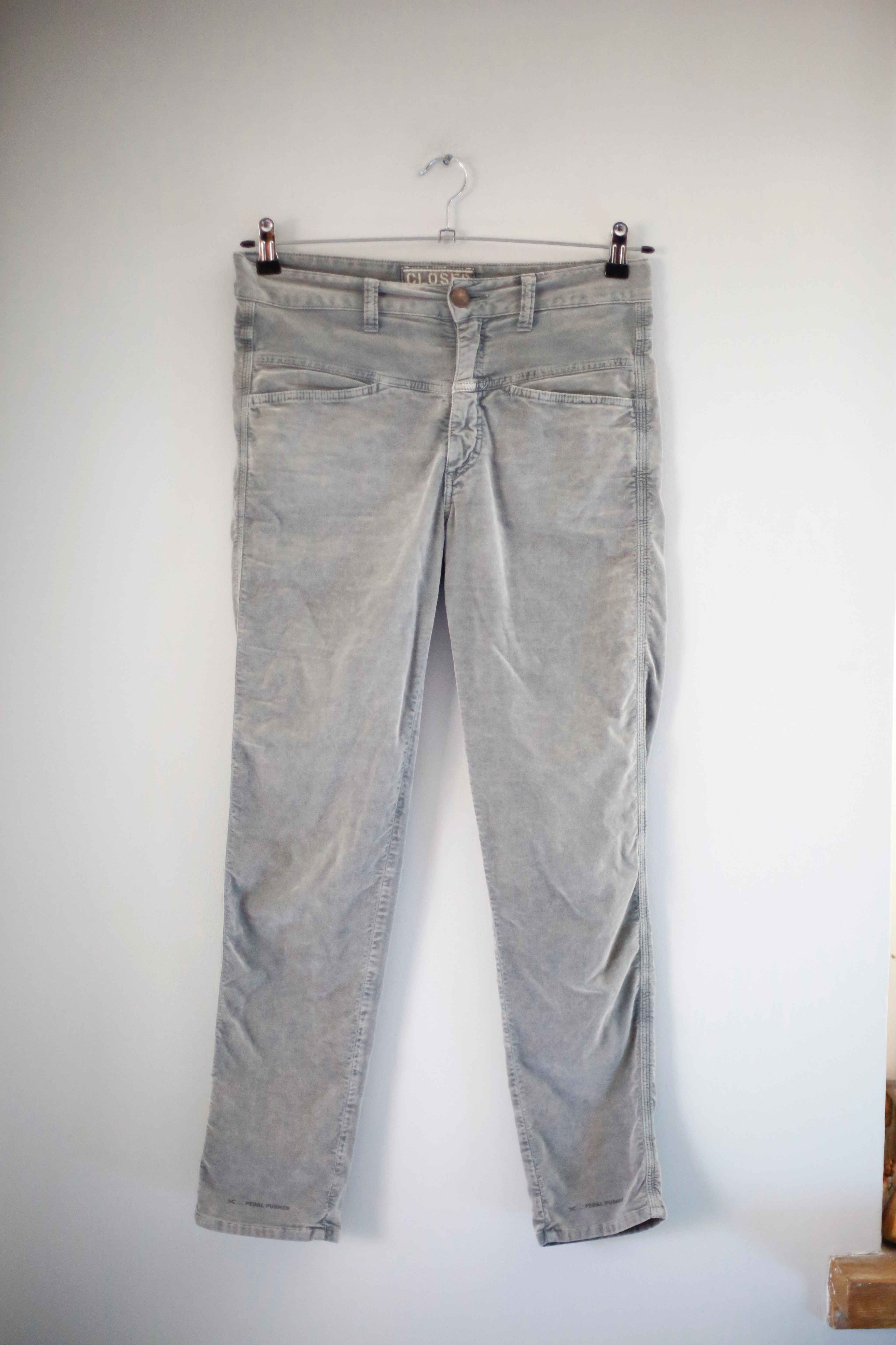 closed pedal pusher grau Closed Pedal Pusher Samt Grau Hose Samthose mod waist 36 S hellgrau ve – Handpicked pieces