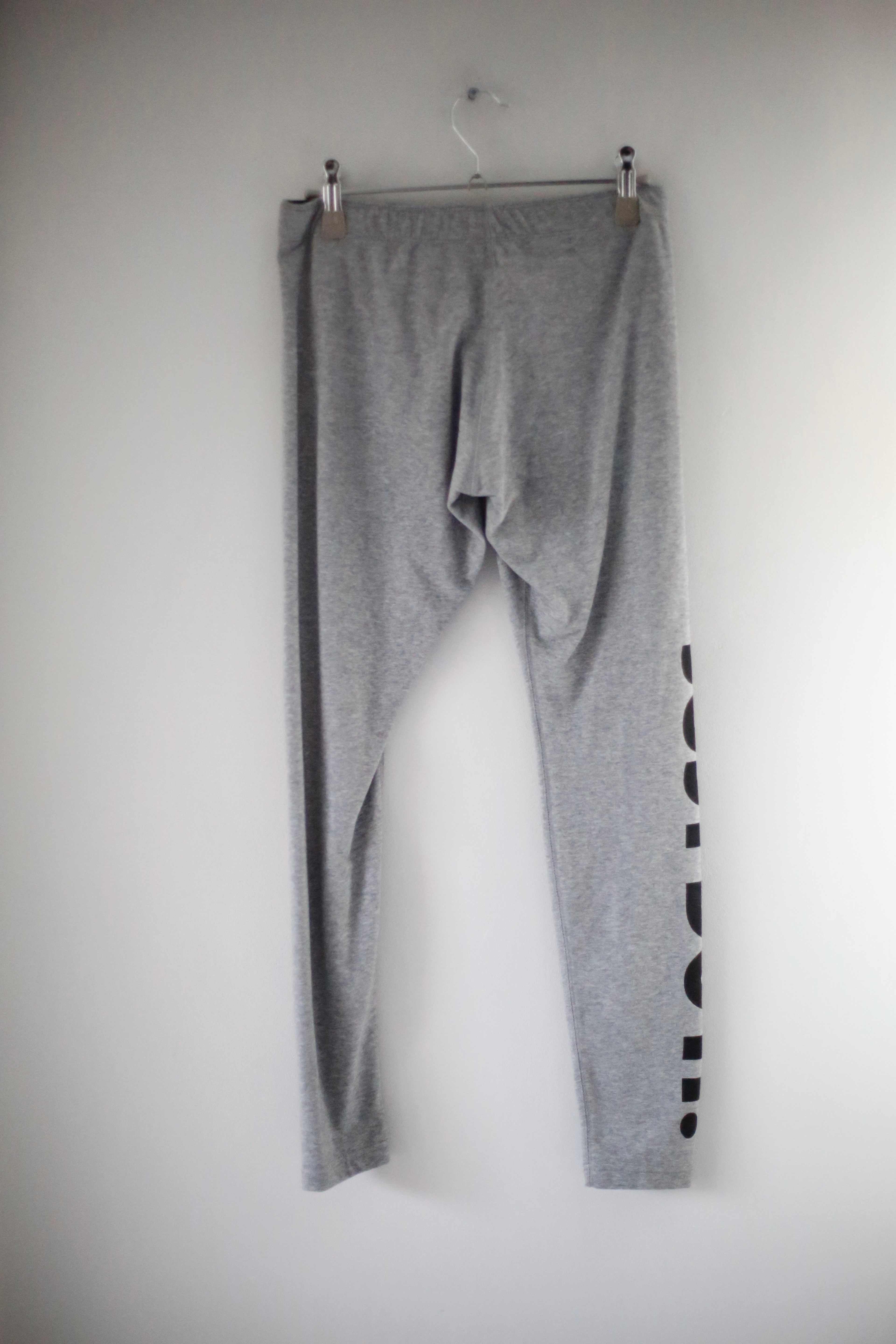 Nike Leggings Sporthose Grau basic einfarbig 38 M Hose