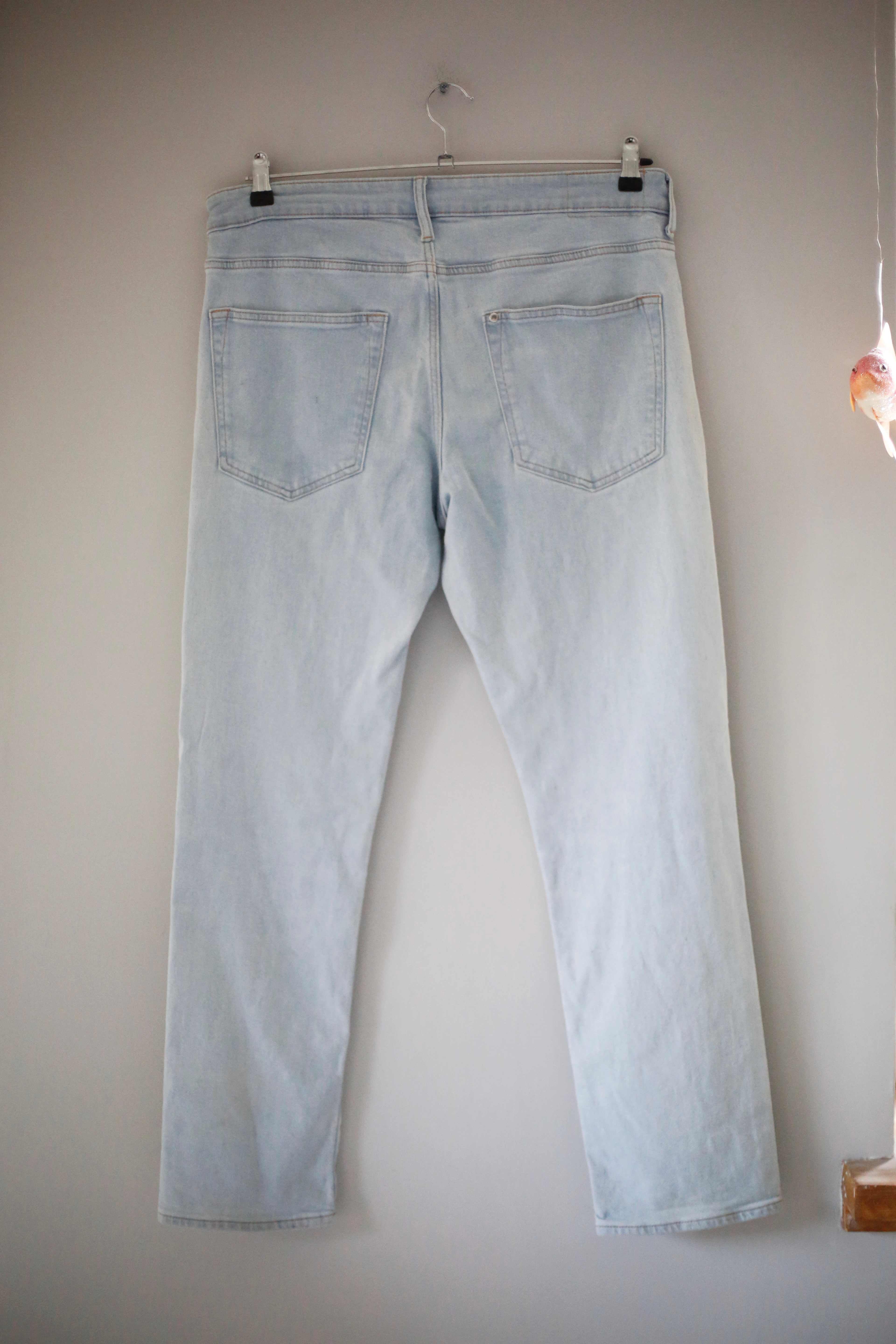 H&M Jeans Hose blau washed hell regular fit 34/32 Hellblau