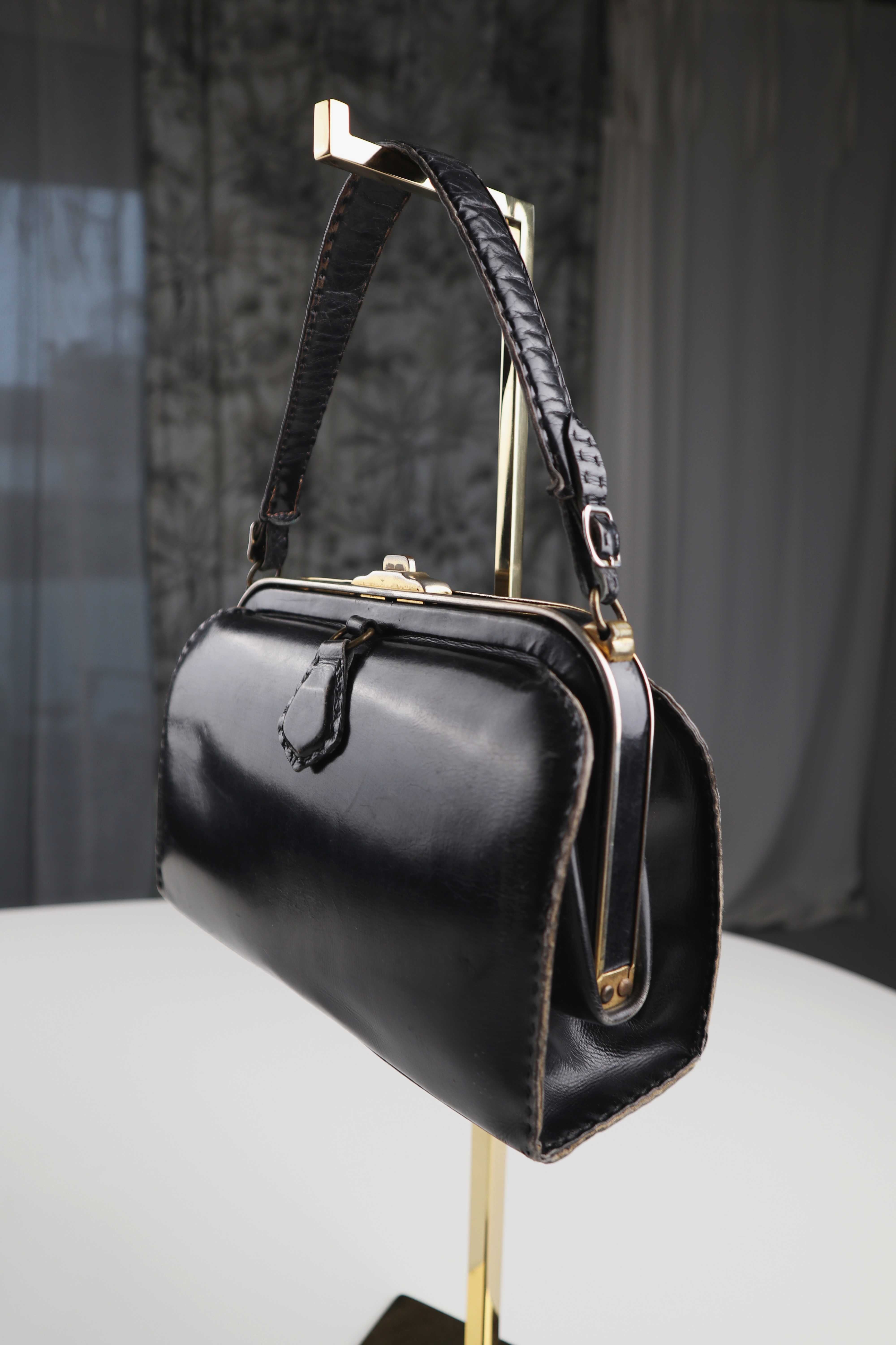 True Vintage Tasche schwarz Handtasche französisch Nostalgisch