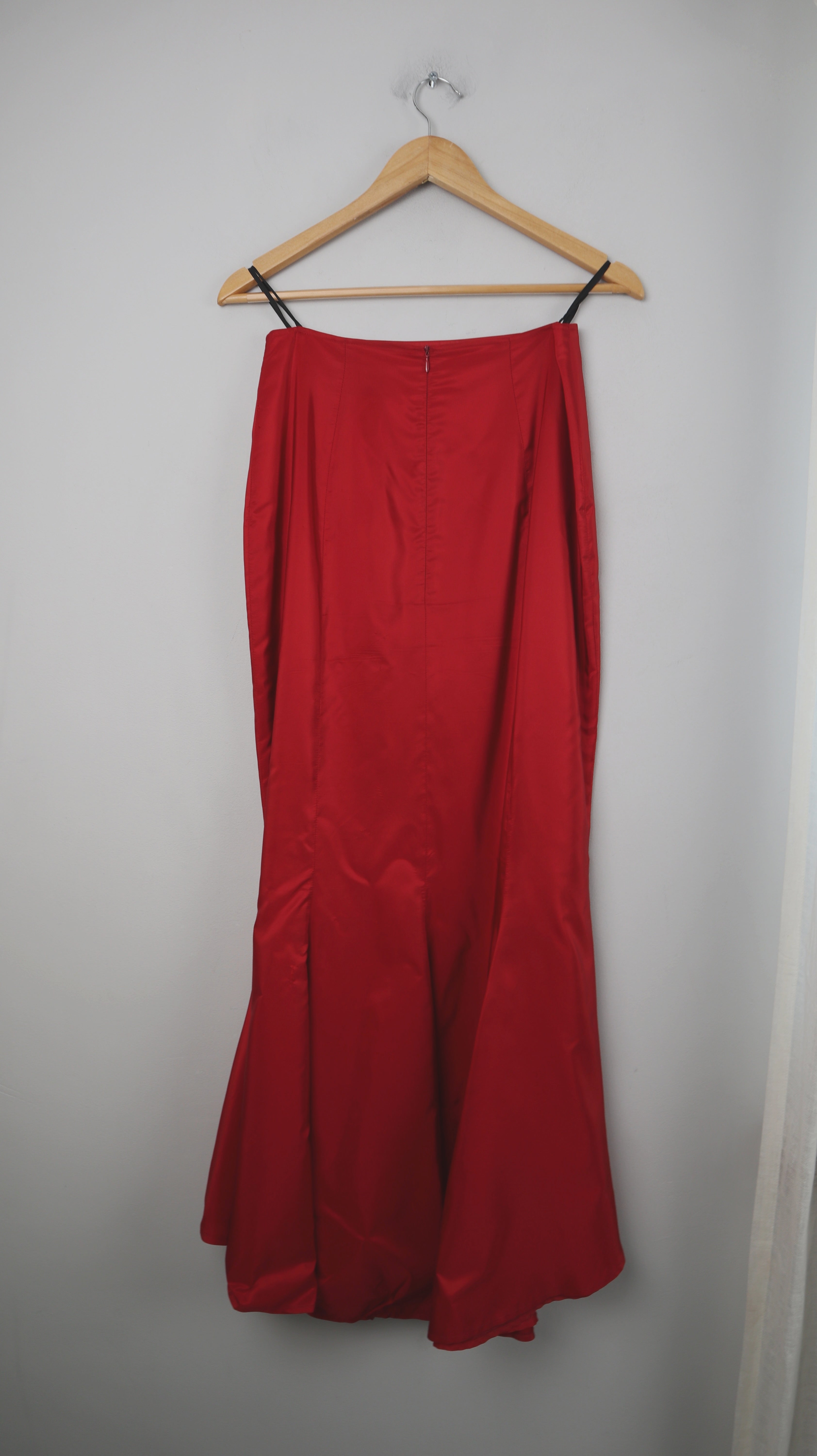 Misg Rock Rot Maxirock 40 L basic Abendrock Lang