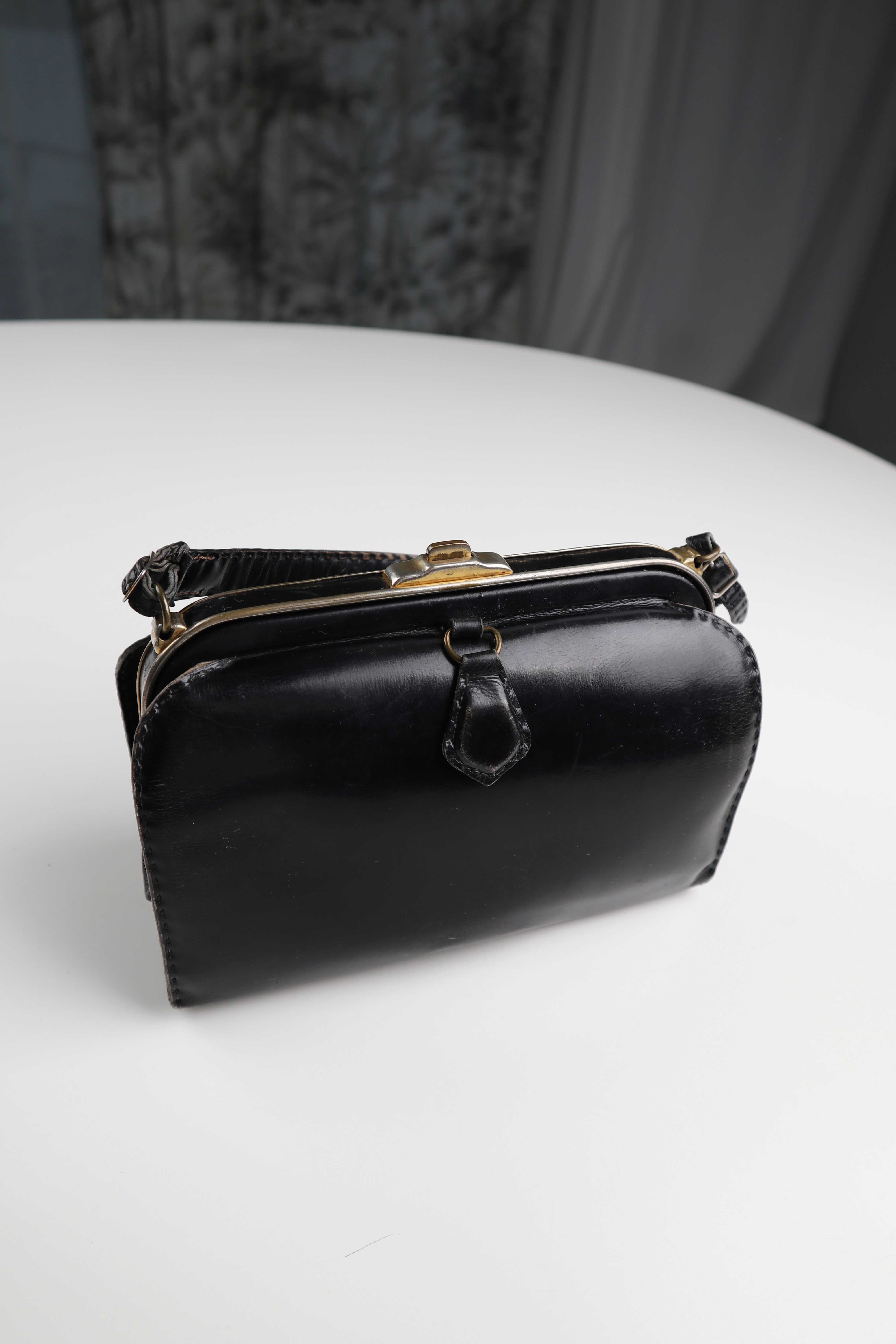 True Vintage Tasche schwarz Handtasche französisch Nostalgisch