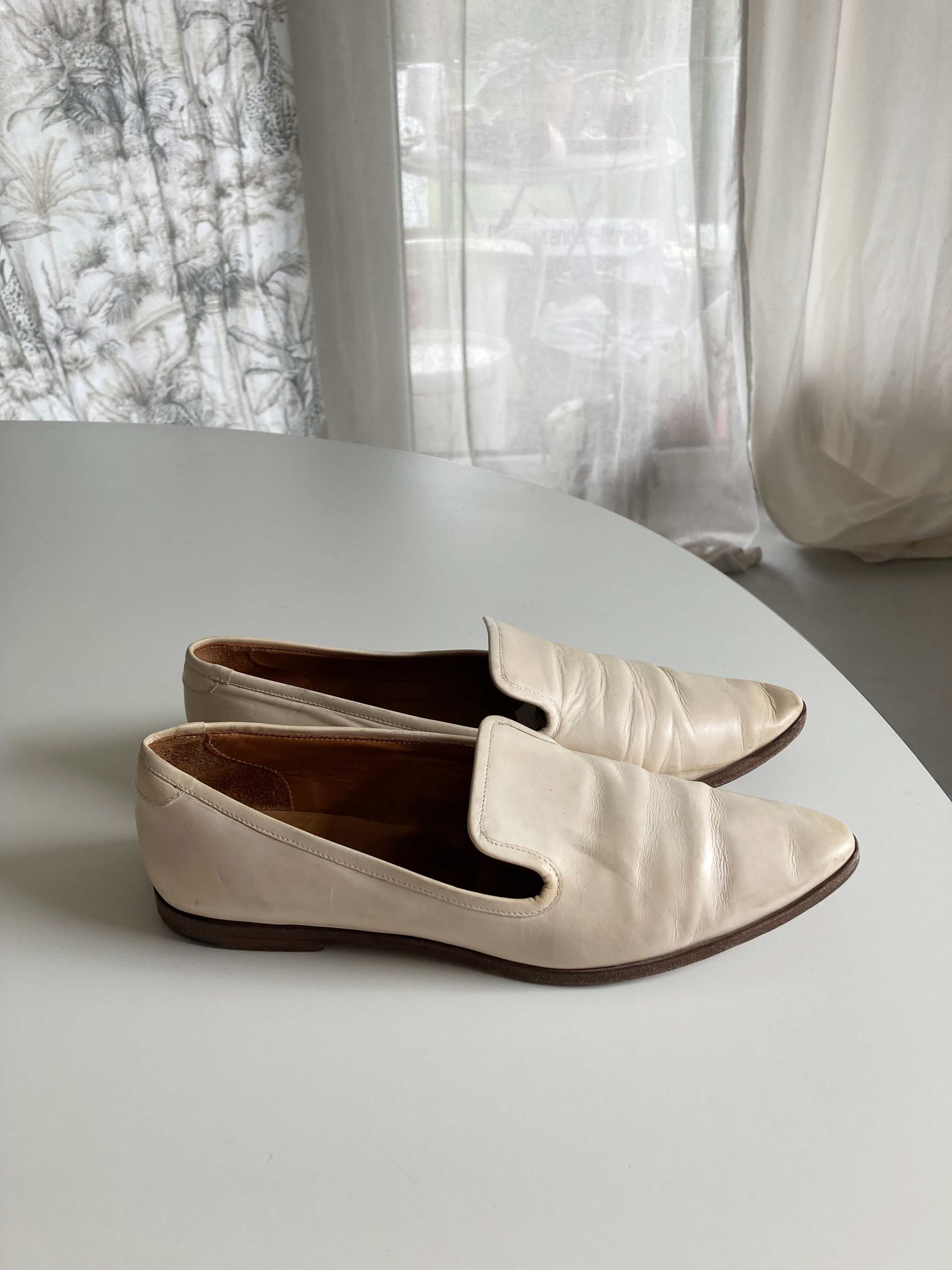 Closed Loafer Ballerina Lederslipper Slipper Beige Braun Spitz 37