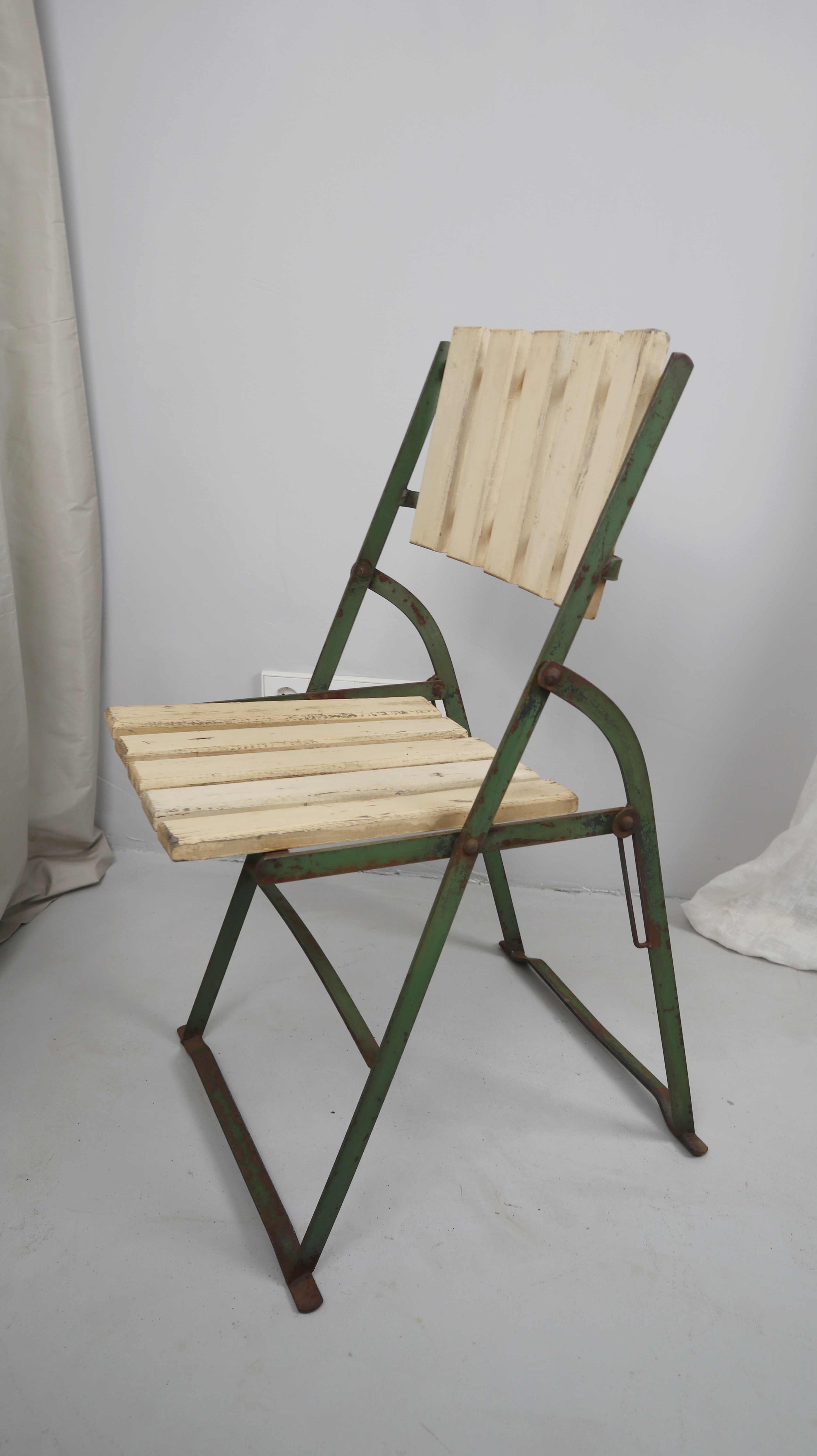 Stühle Klappstühle Creme Grün Eisdiele Eisdielenstühle Shabby Chic Retro