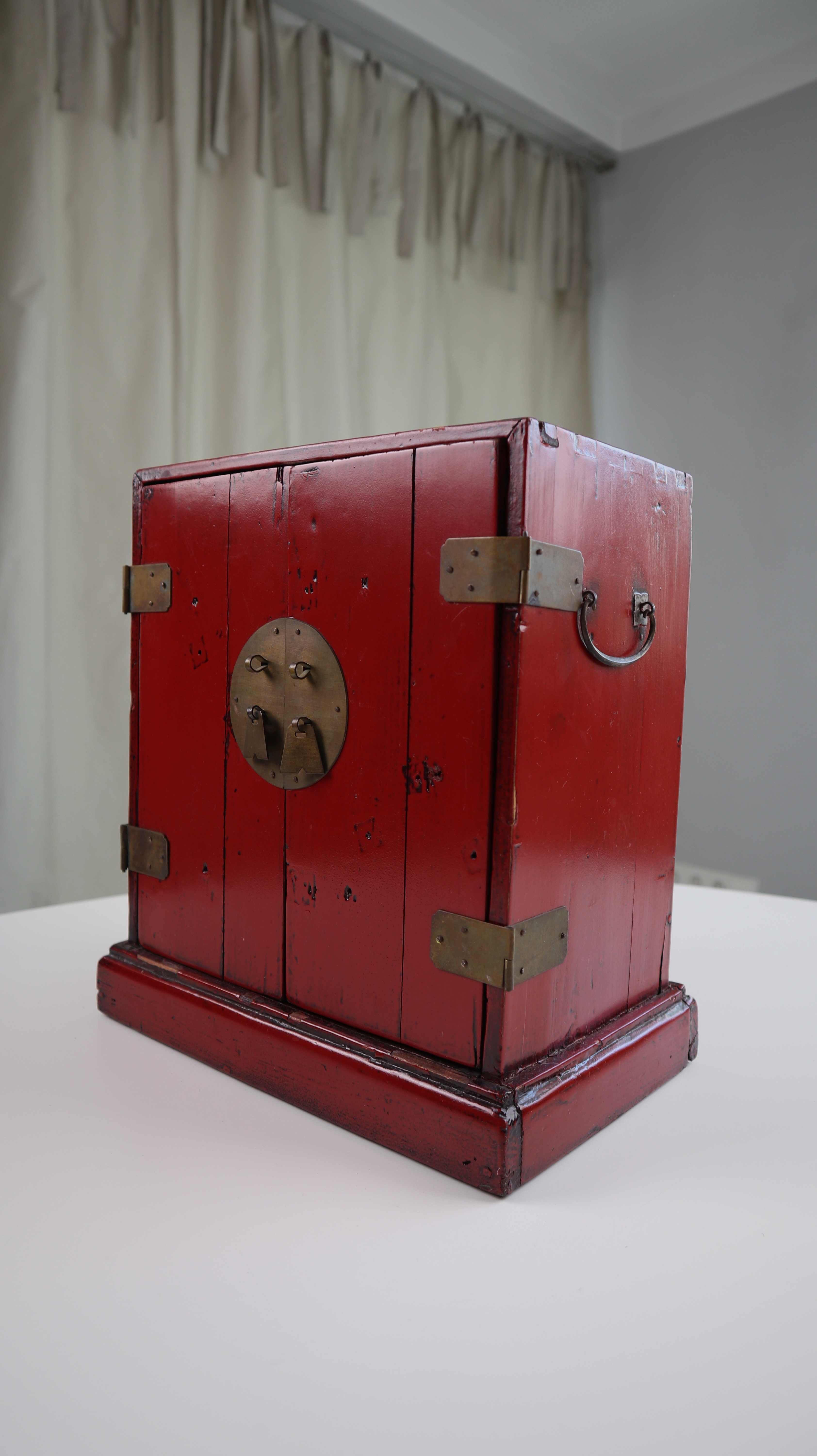 Antiker Chinesischer Schrank Hochzeitsschrank Schmuckschrank Kasten rot gold