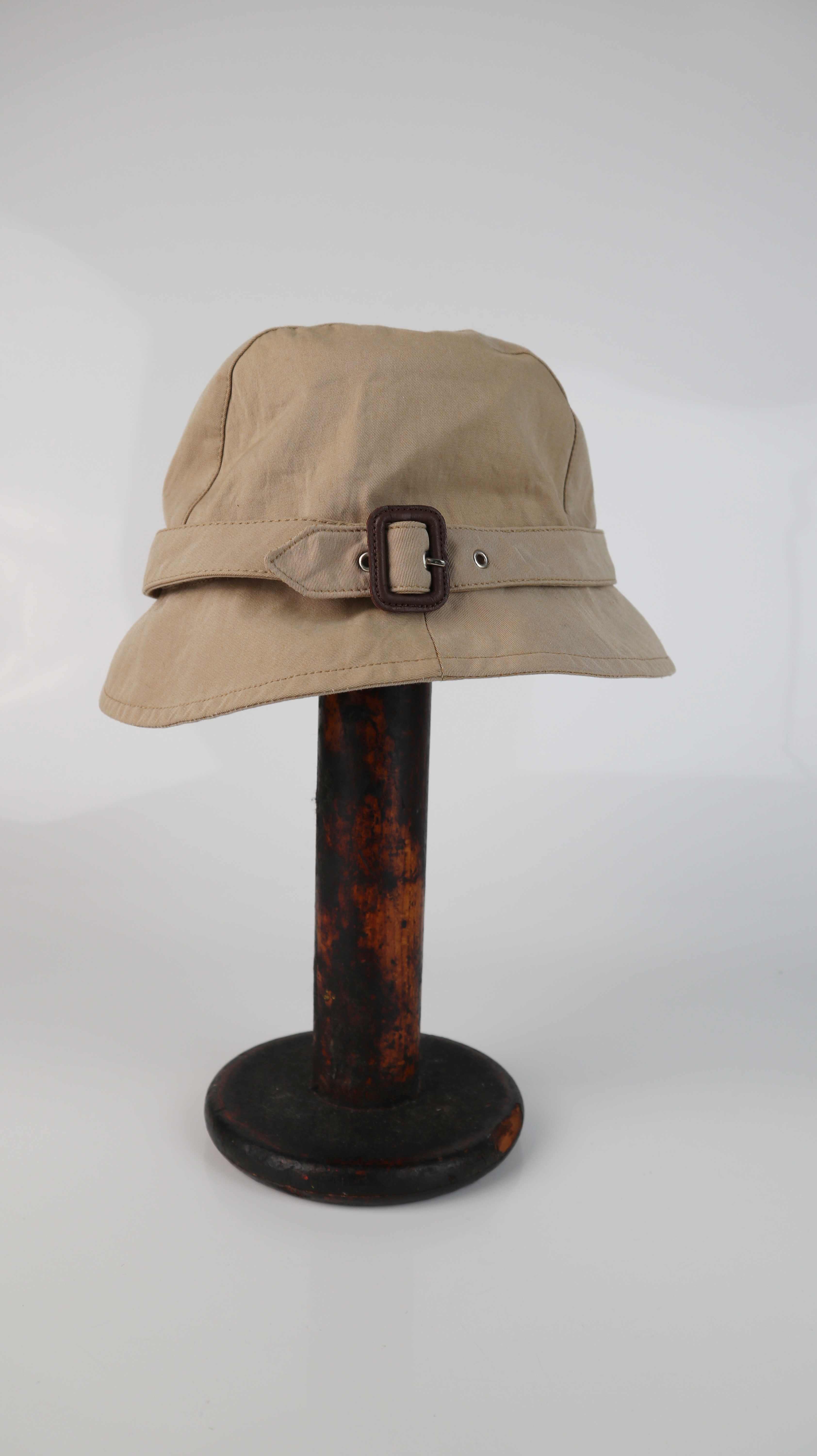 Burberry Hut L Beige Creme Fischerhut Beanie Regenhut