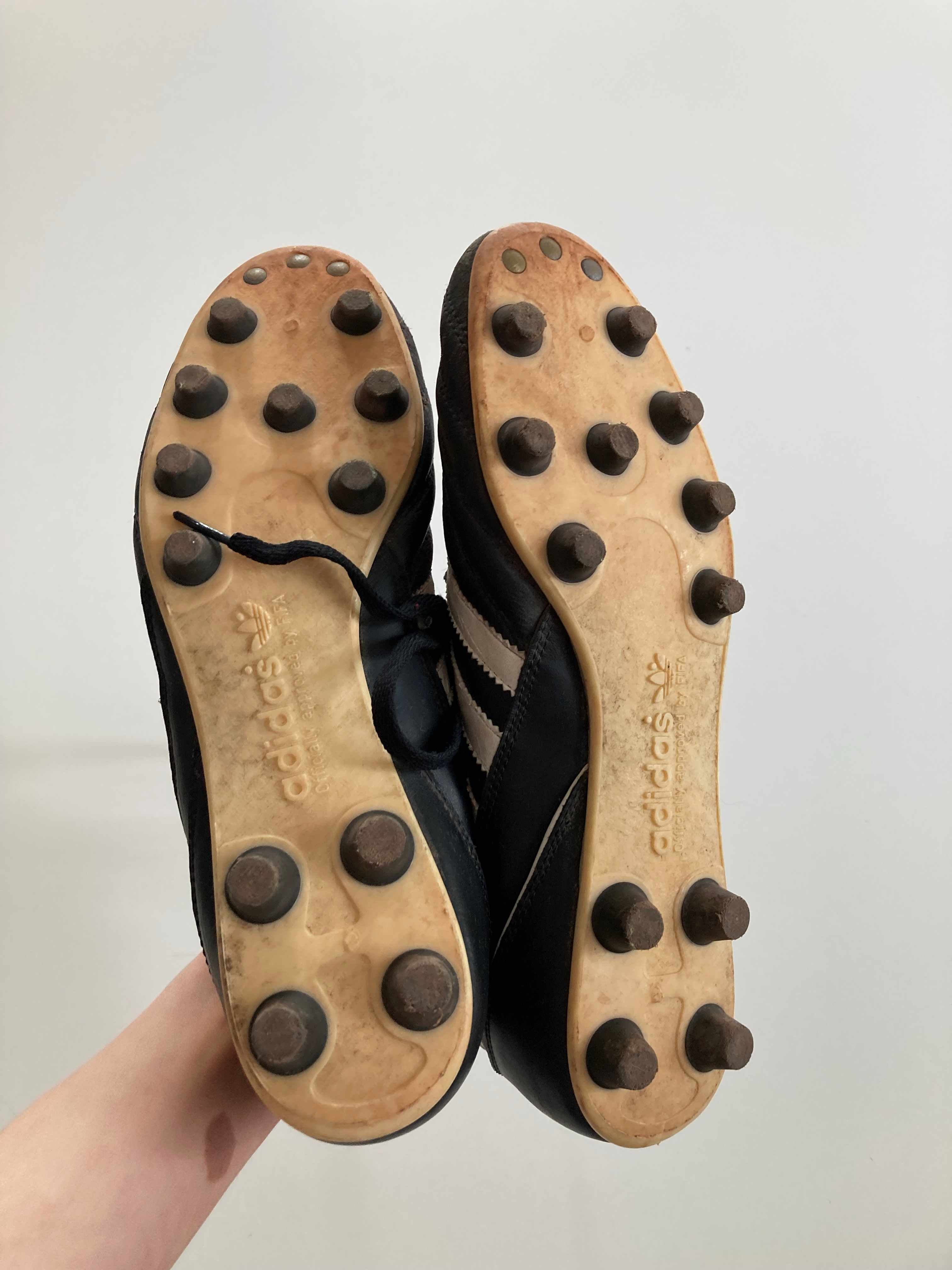 Kaiser 5 Adidas Sportschuhe Fußballschuhe Stollen 43 42 2/3 schwarz weiß