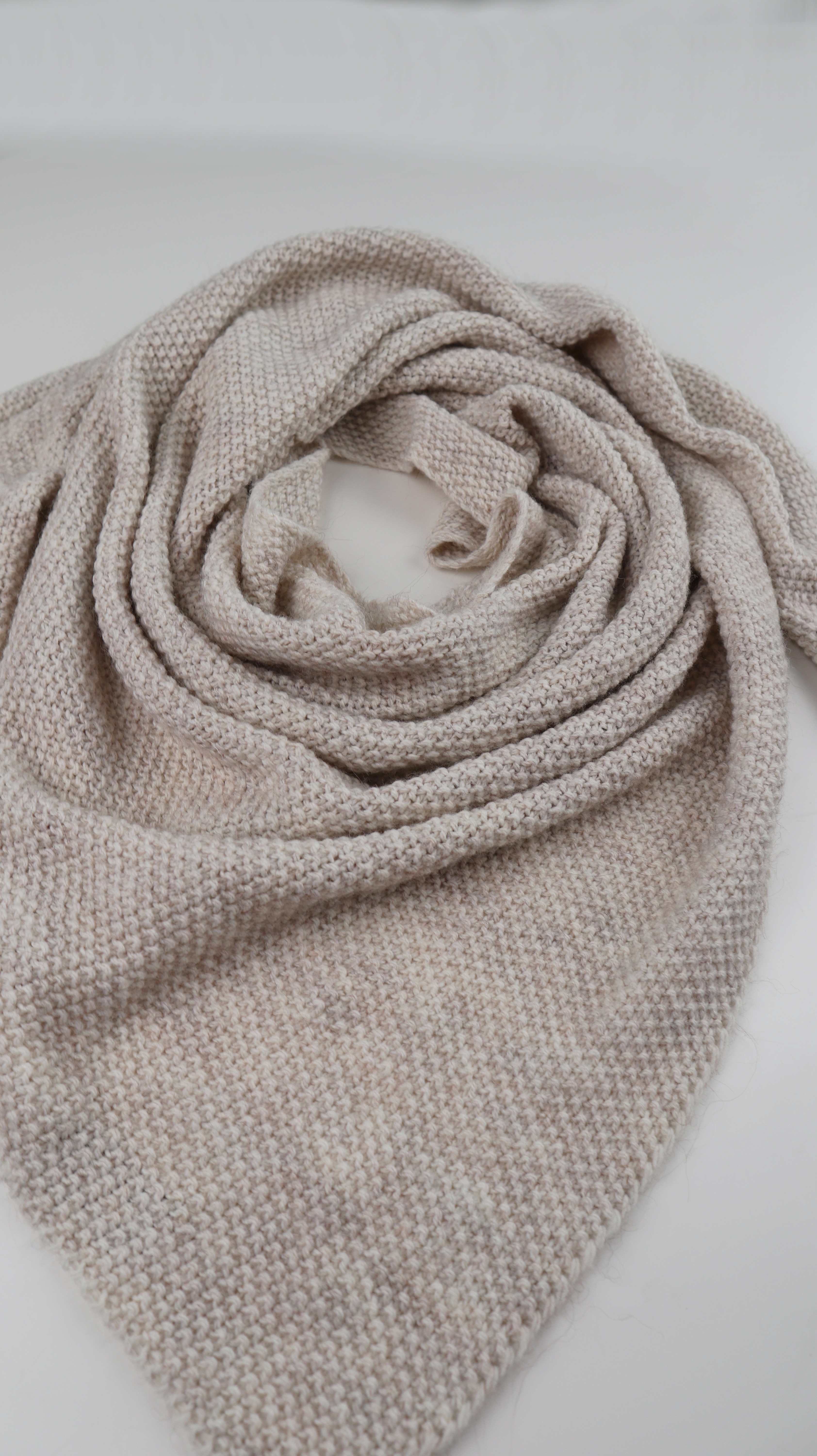 Schal Tuch Creme Beige Stricktuch Dreieckstuch Wolle Wollschal