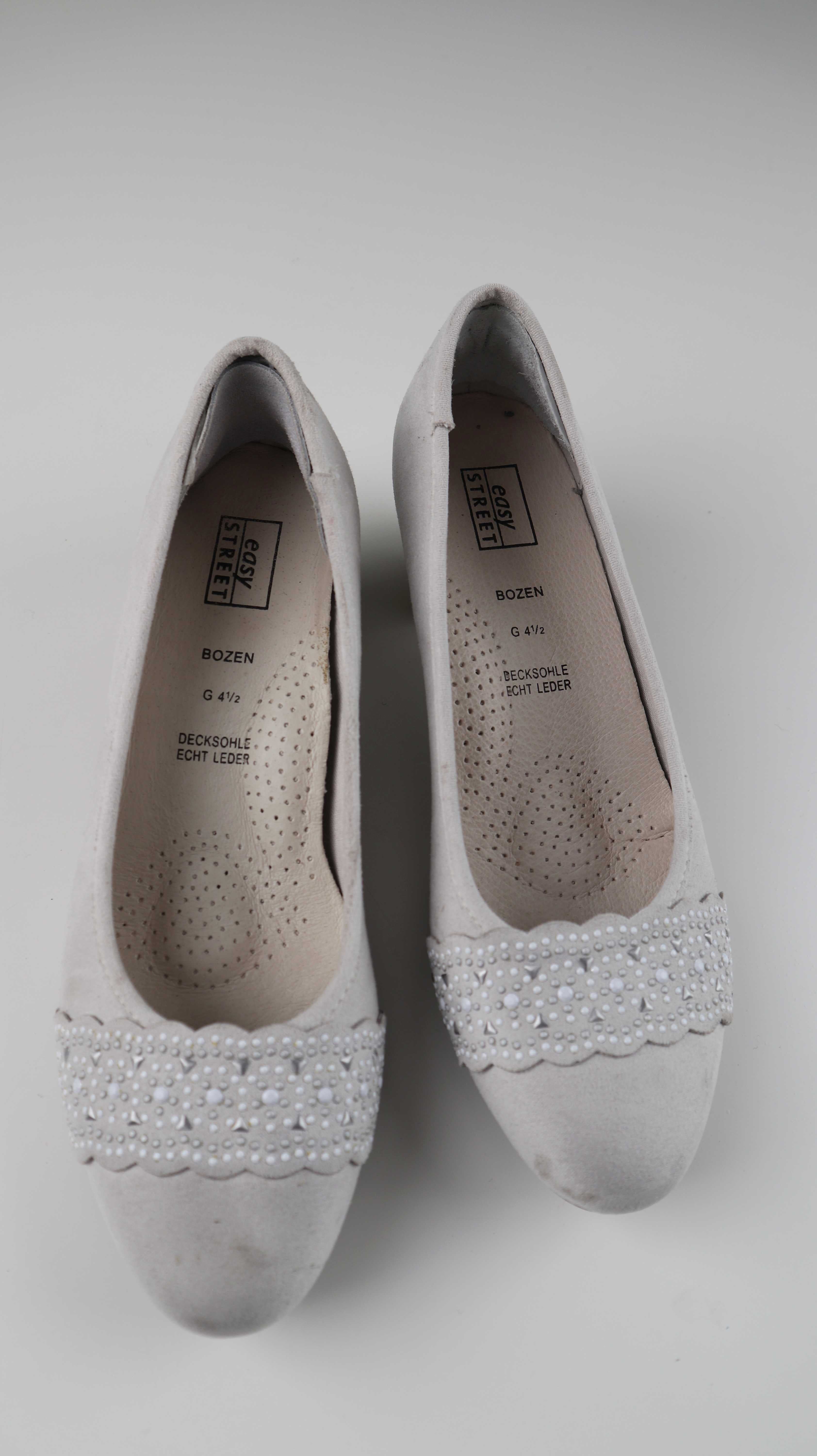 Easy Street Heels 37 Absatzschuhe weiß grau