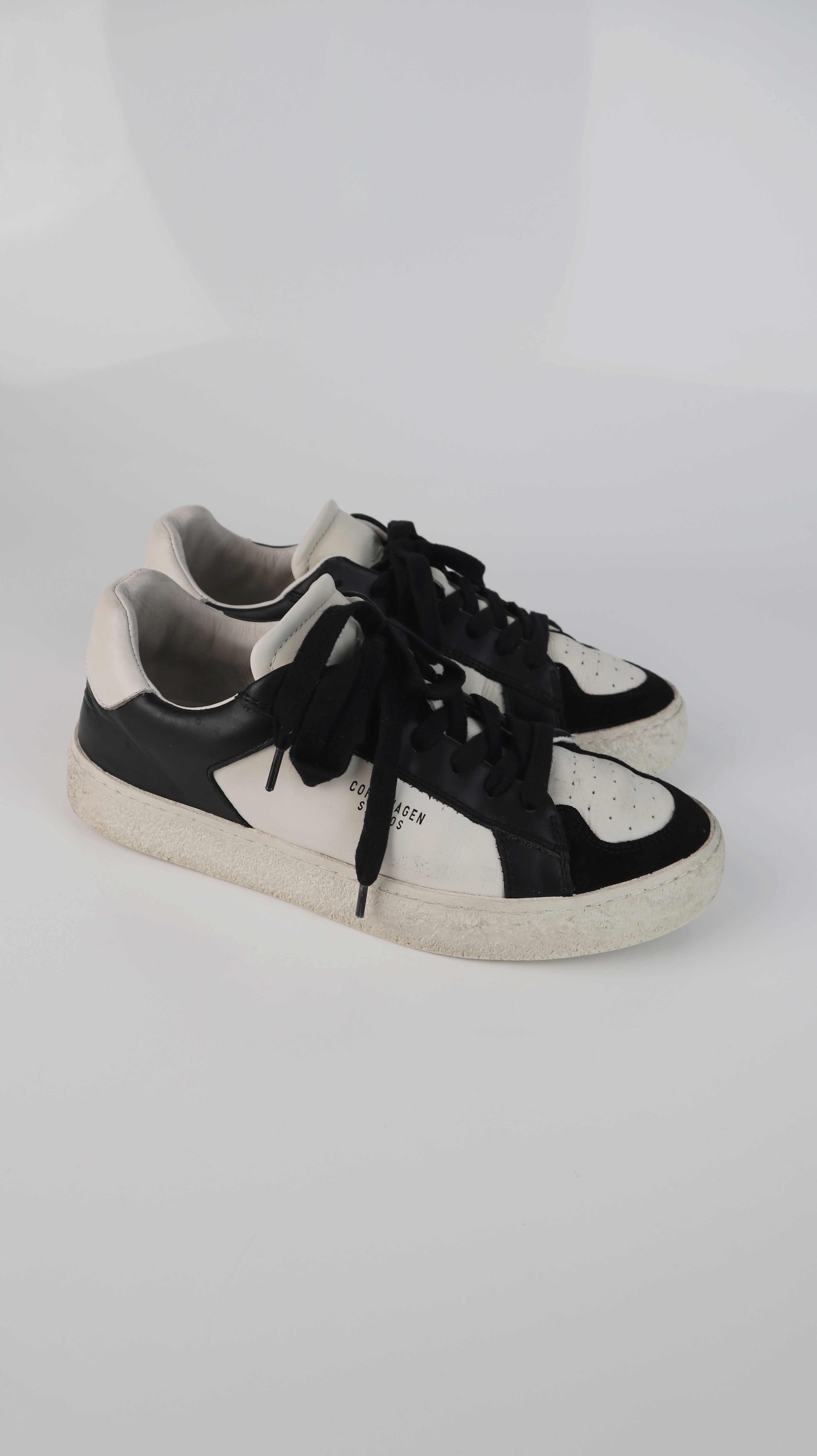 Copenhagen Studios Sneaker 39 schwarz Weiß Turnschuhe Lederschuhe