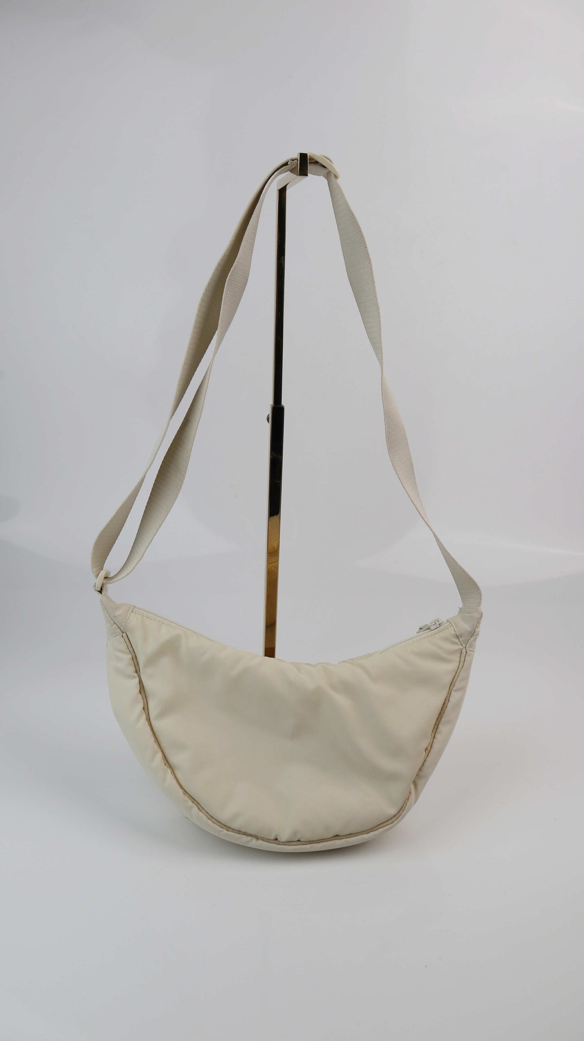 Uniqlo Bauchtasche Umhängetasche Creme Weiß Crossbag