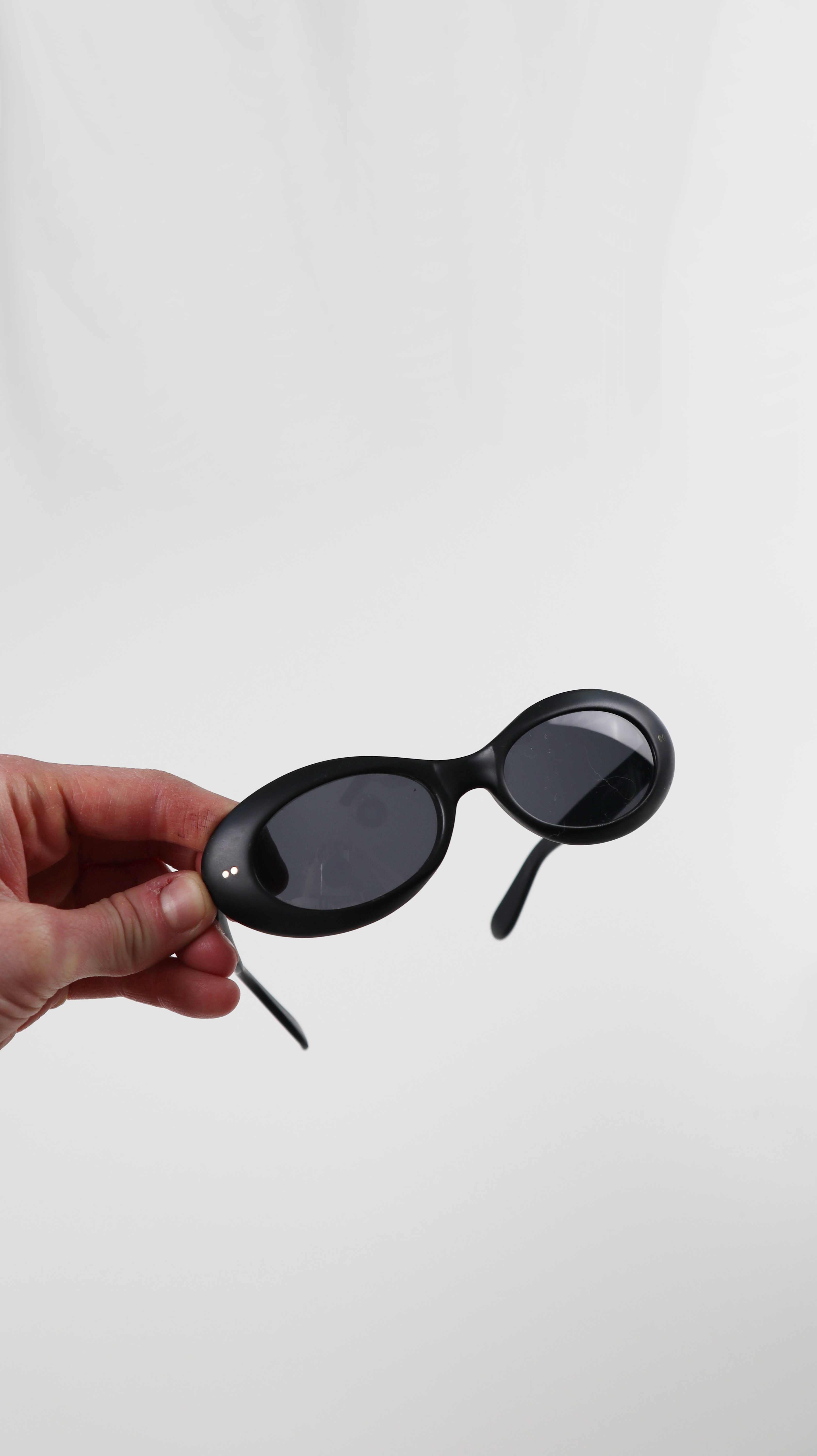 True Vintage Brille Sonnenbrille schwarz oval 90s 80s