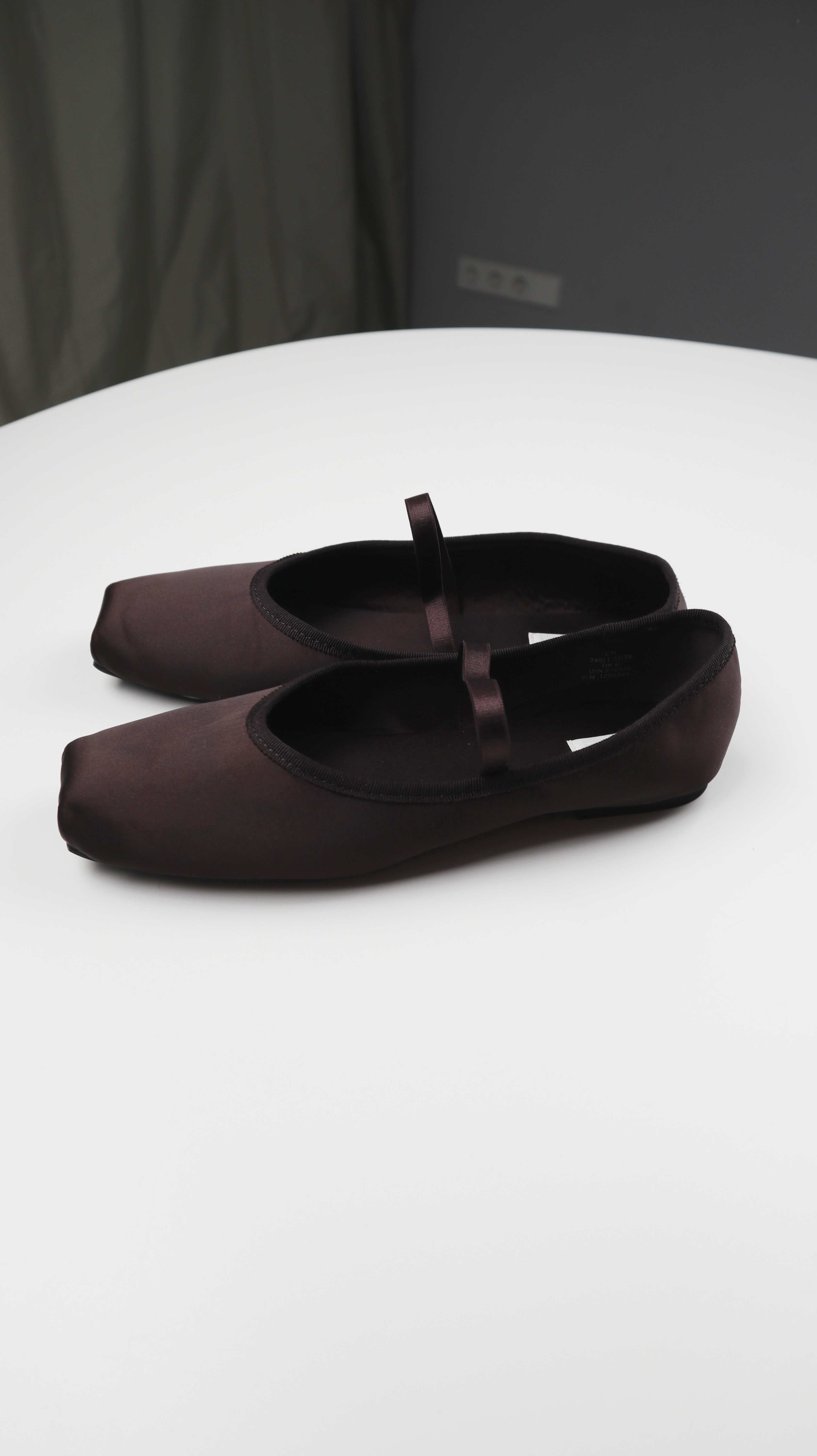 Arket Ballerinas 39 Braun Slipper Loafer Bordeaux Ballettschuhe