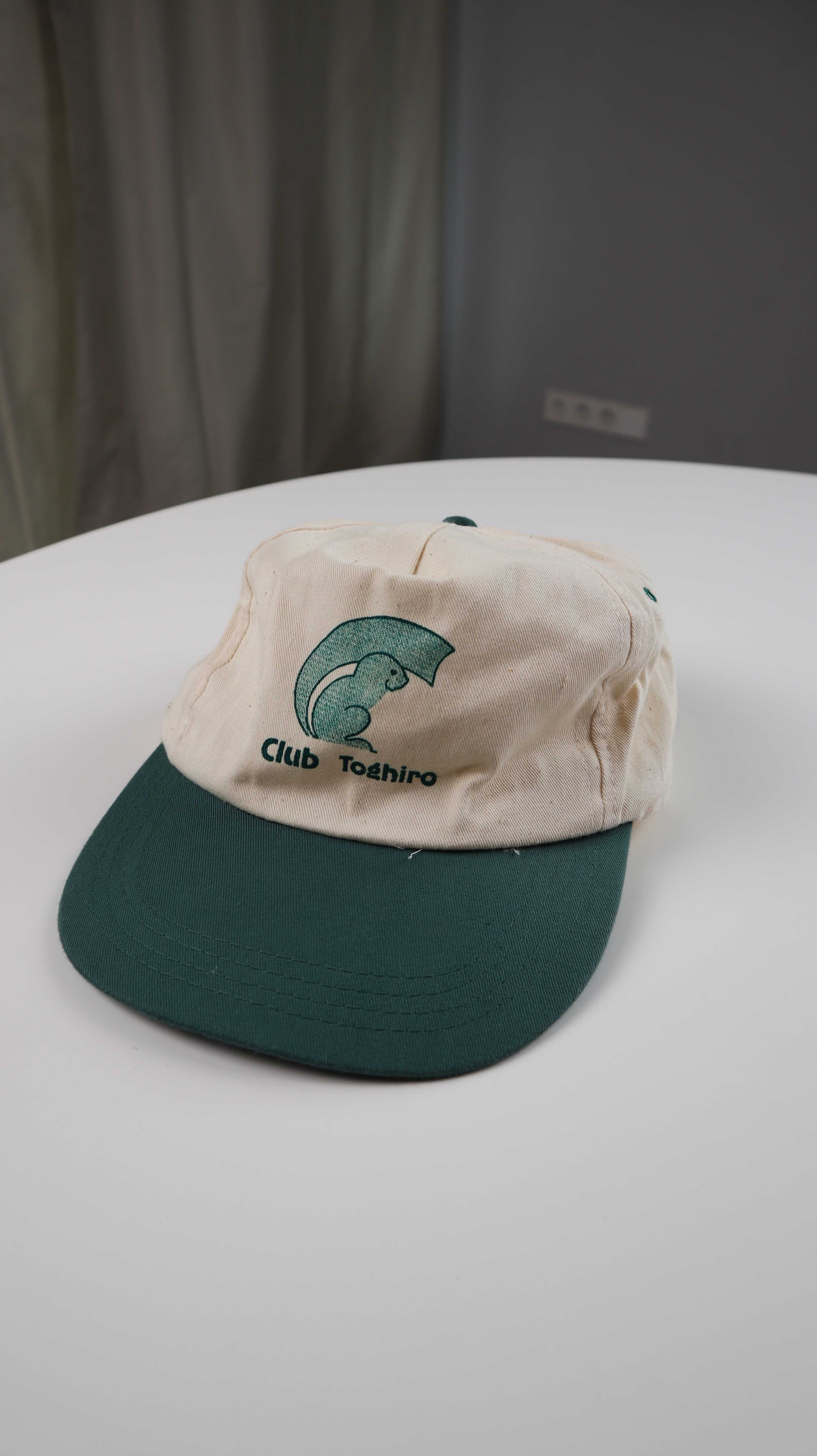 Cap Käppi Mütze grün beige Club Toghiro Vintage Schirmmütze