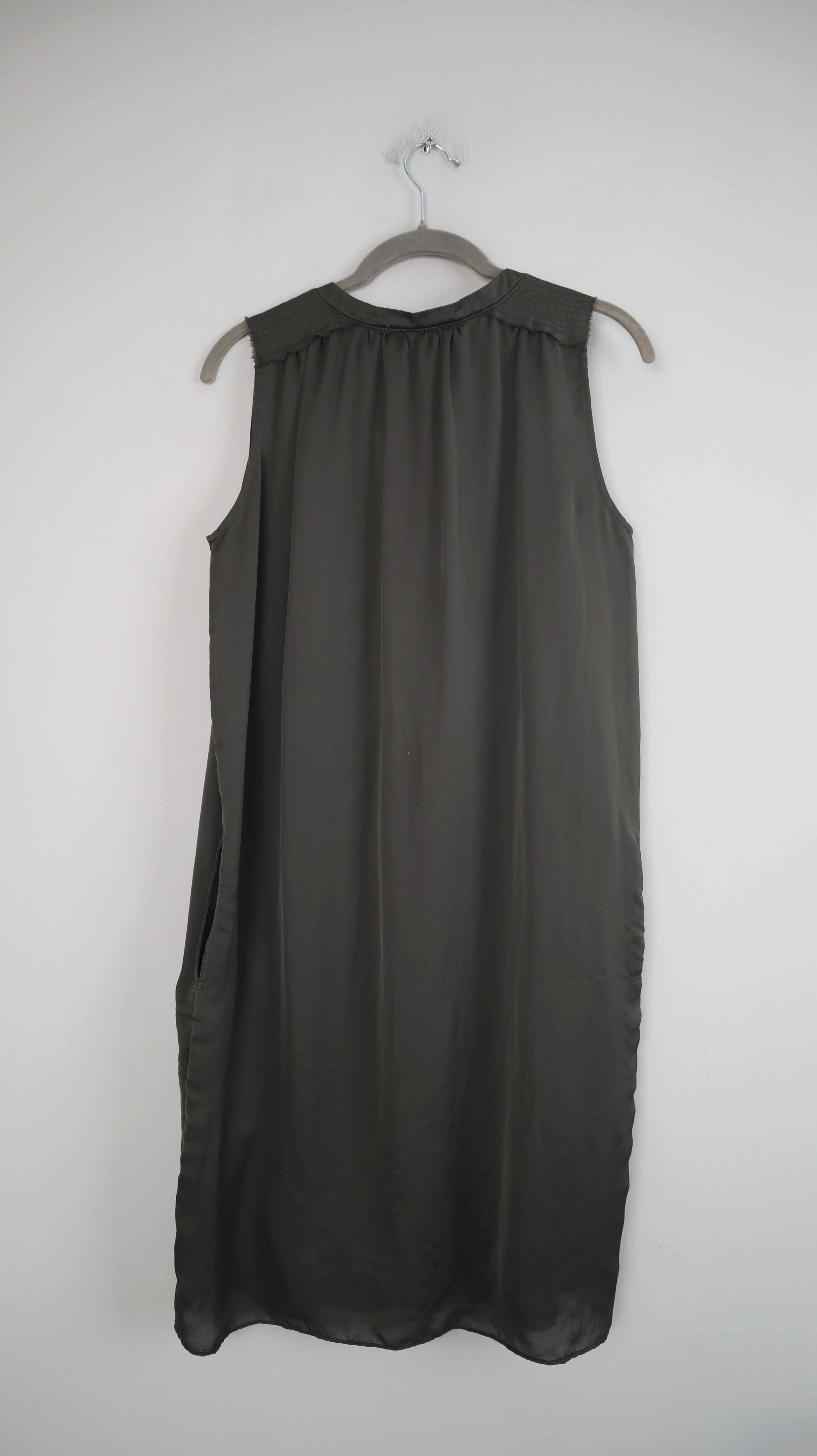 Closed Kleid Braun Midi Midikleid V-Ausschnitt S M Etuikleid Oberteil