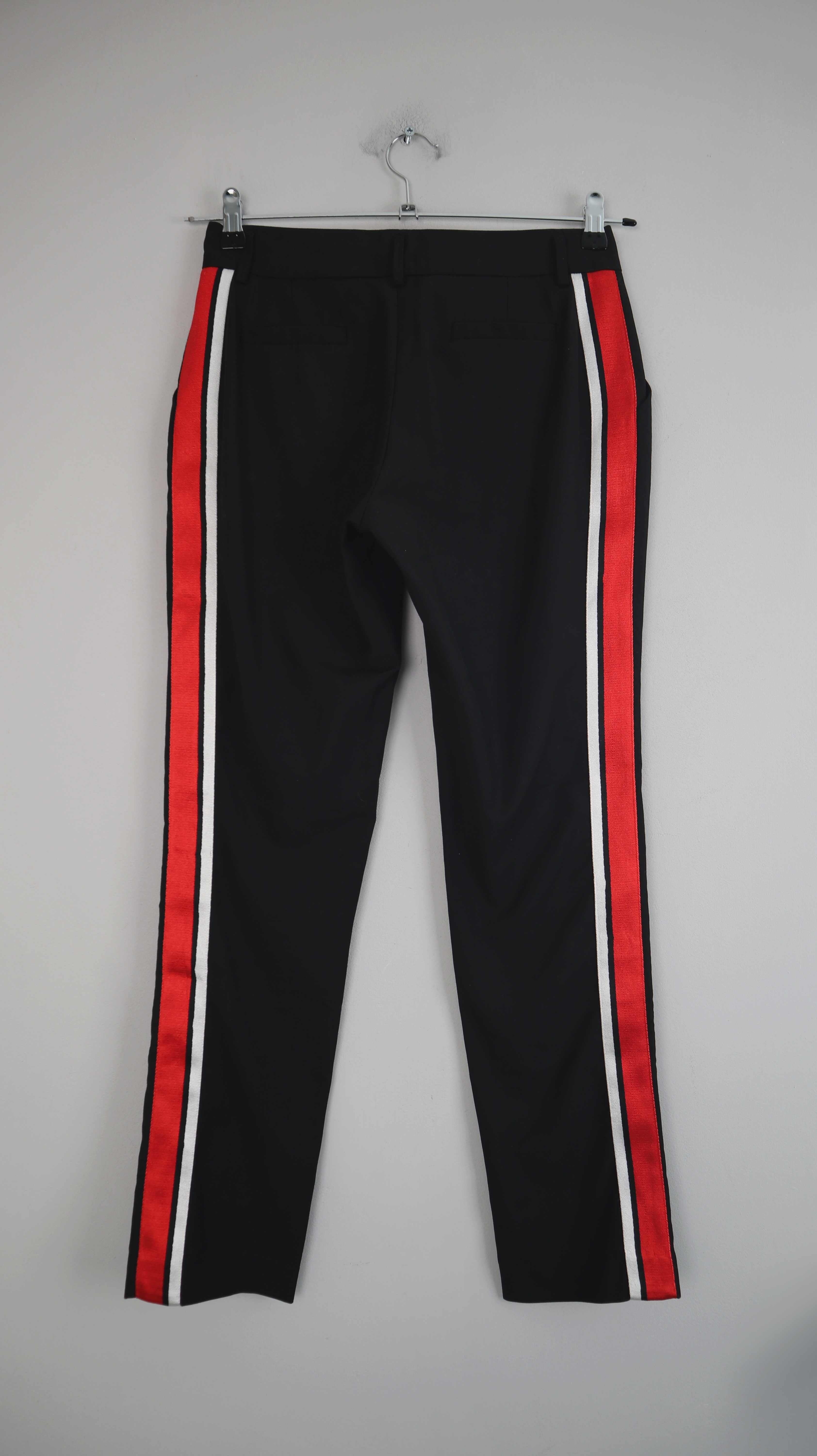 Malvin 36 S Hose schwarz Streifen rot weiß Chino Businesshose