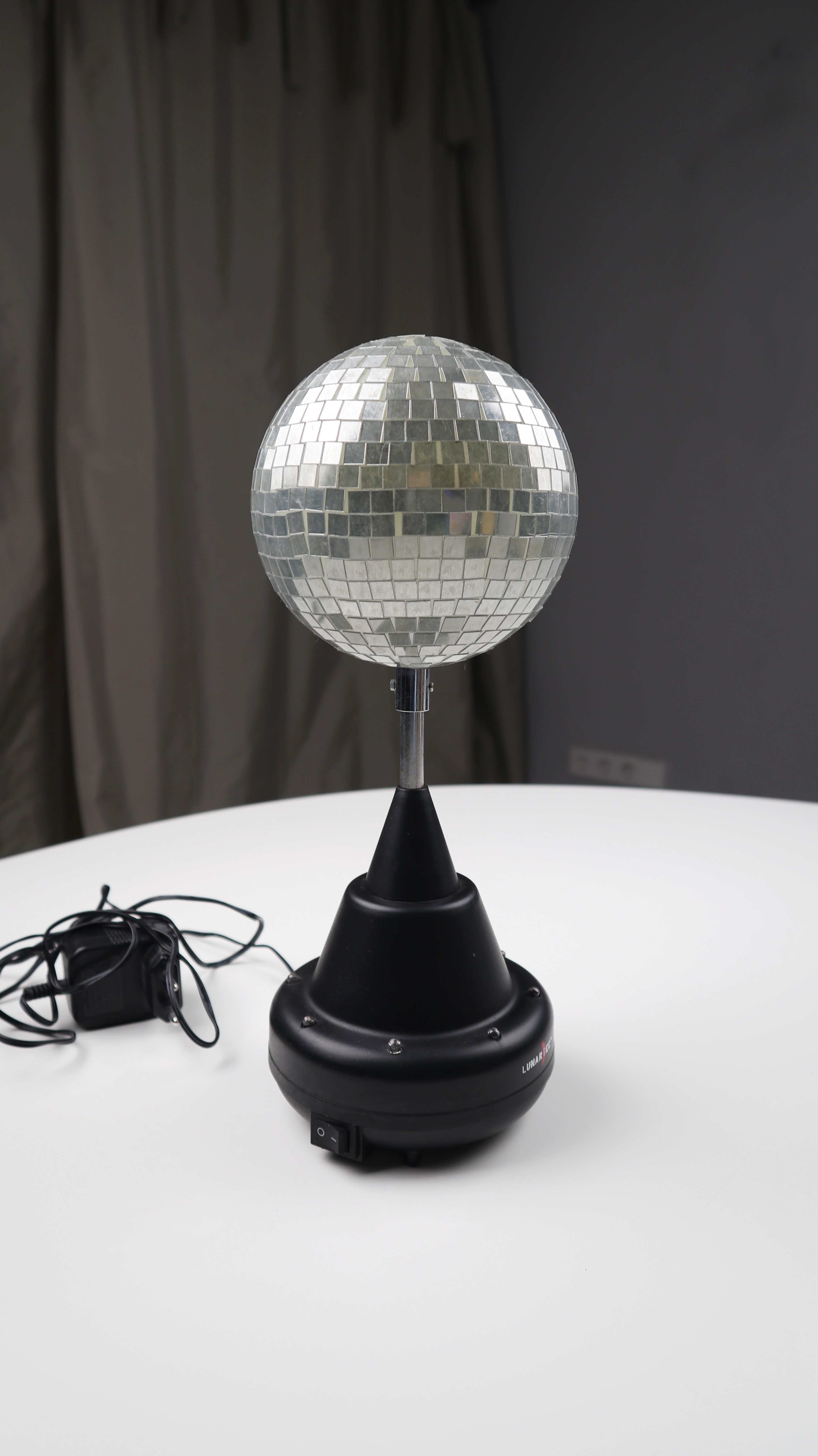 Spiegelkugel Discokugel schwarz Licht Partylicht Beleuchtung Lampe