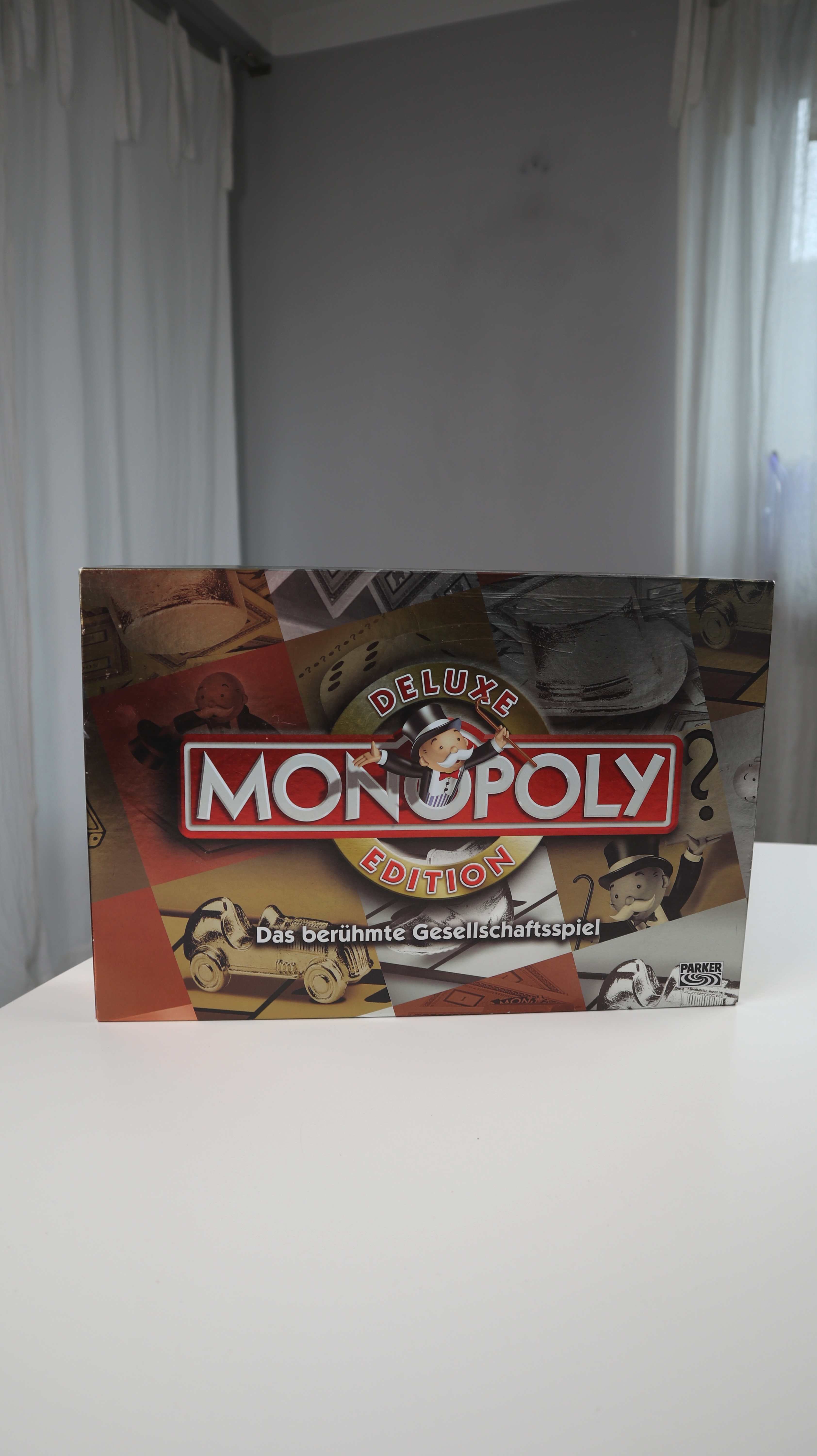 Monopoly Deluxe Edition Das berühmte Gesellschaftsspiel Brettspiel