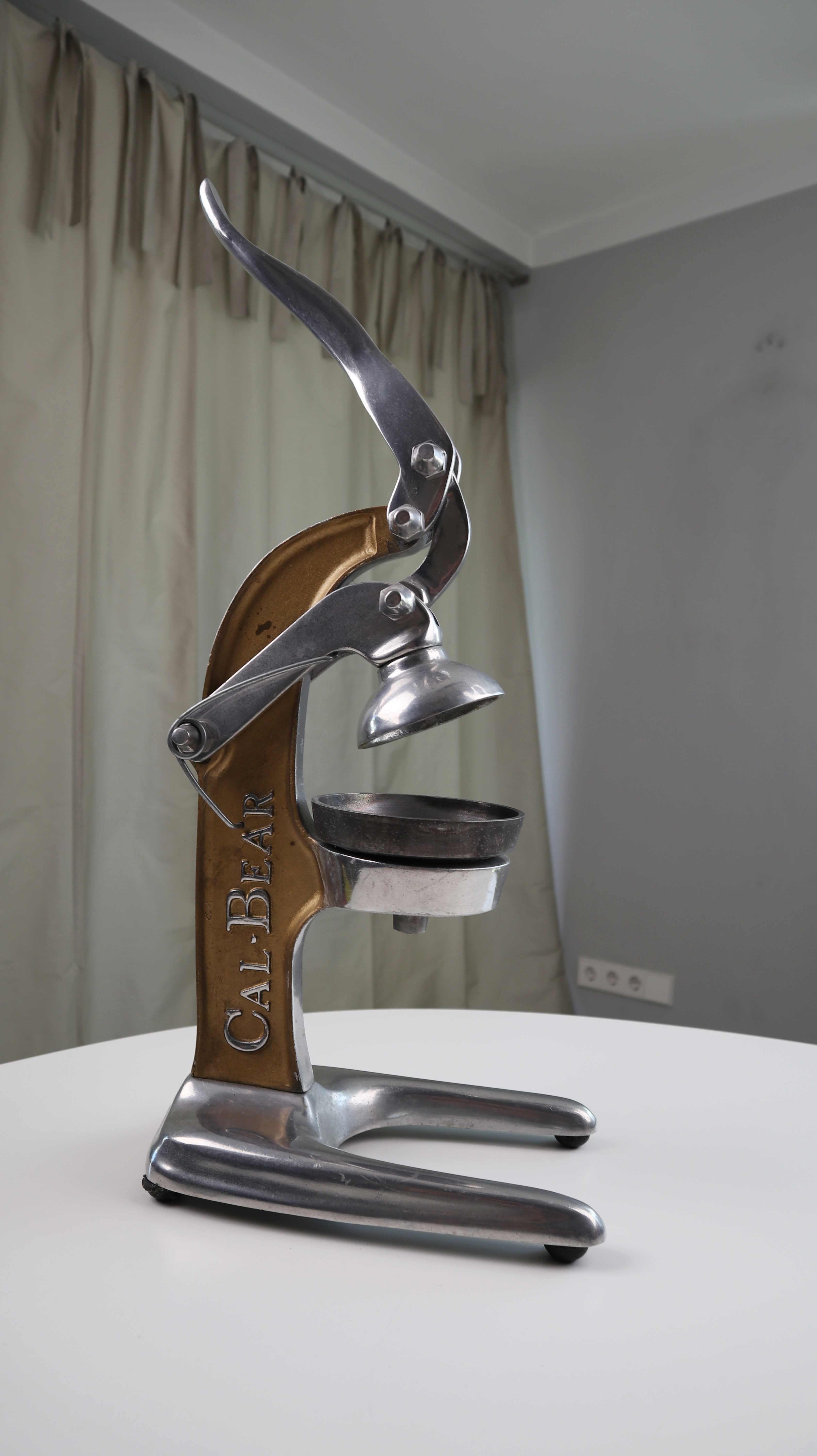 Cal Bear Saftpresse Zitronenpresse Handpresse Silber Chrom Orangensaftpresse