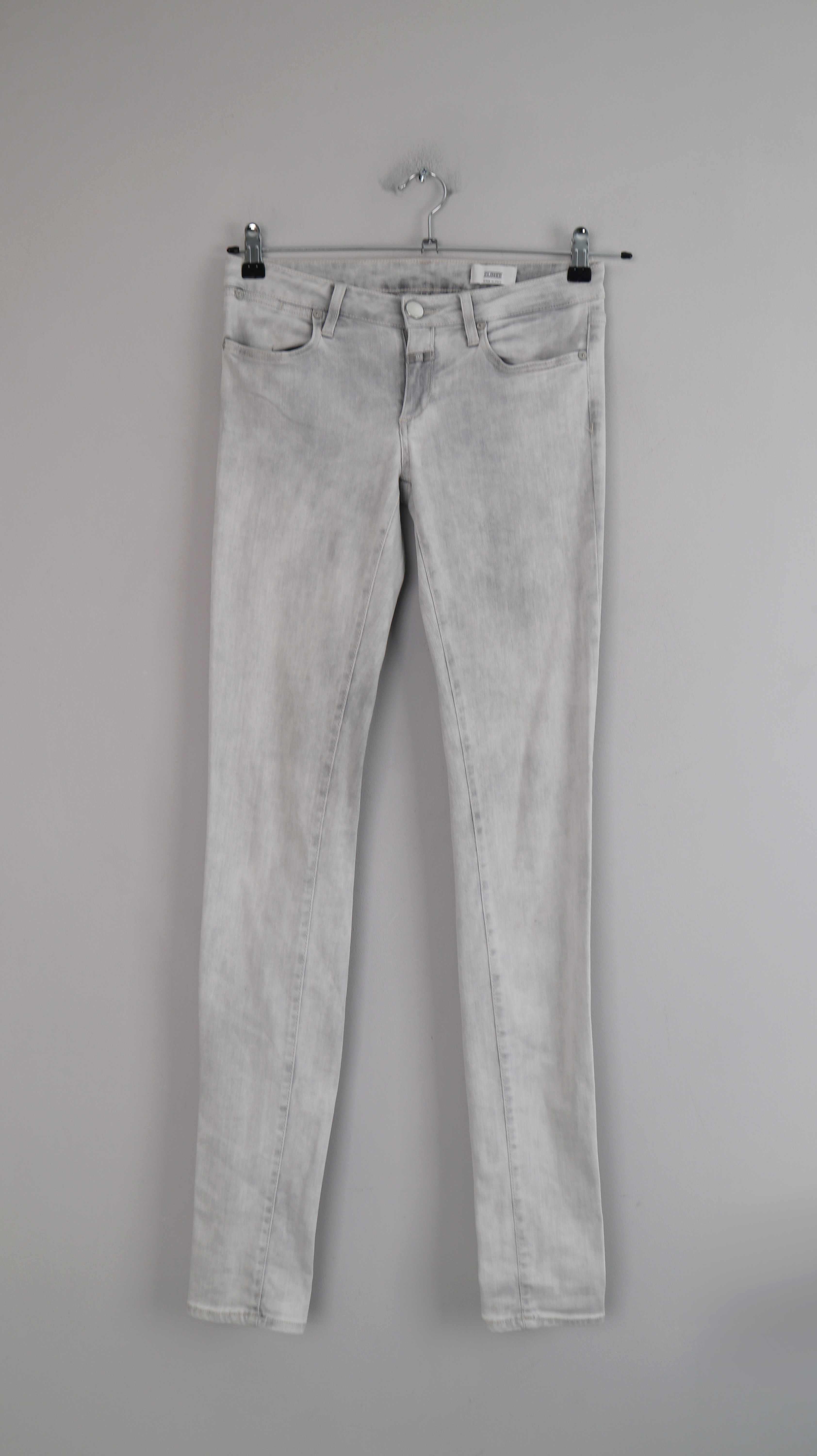 Closed Hose Jeans Grau Hellgrau Slim 27 36 S Röhrenhose