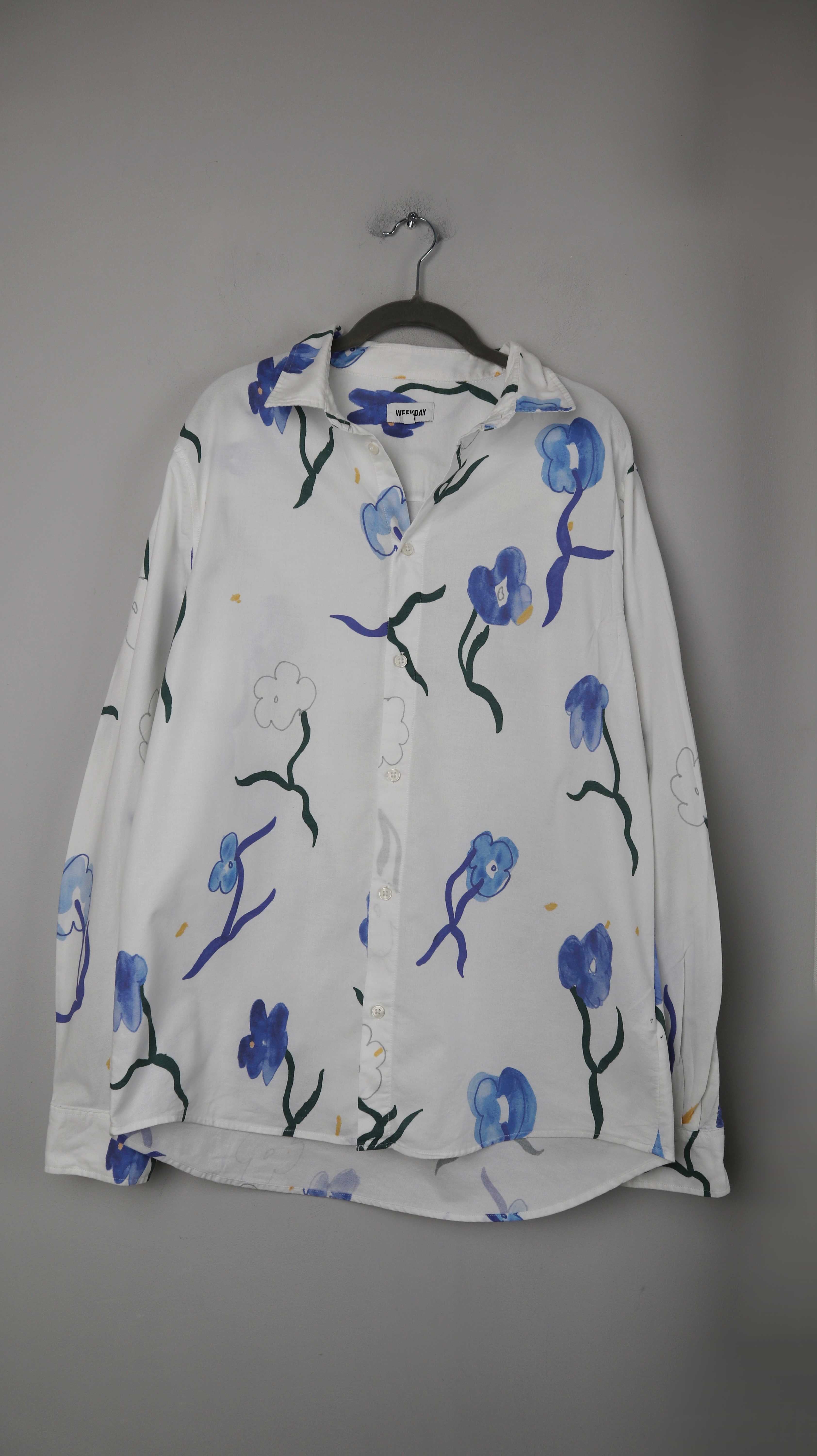 Weekday Hemd Shirt Weiß Bluse Oberteil M Blumen Muster langärmlig
