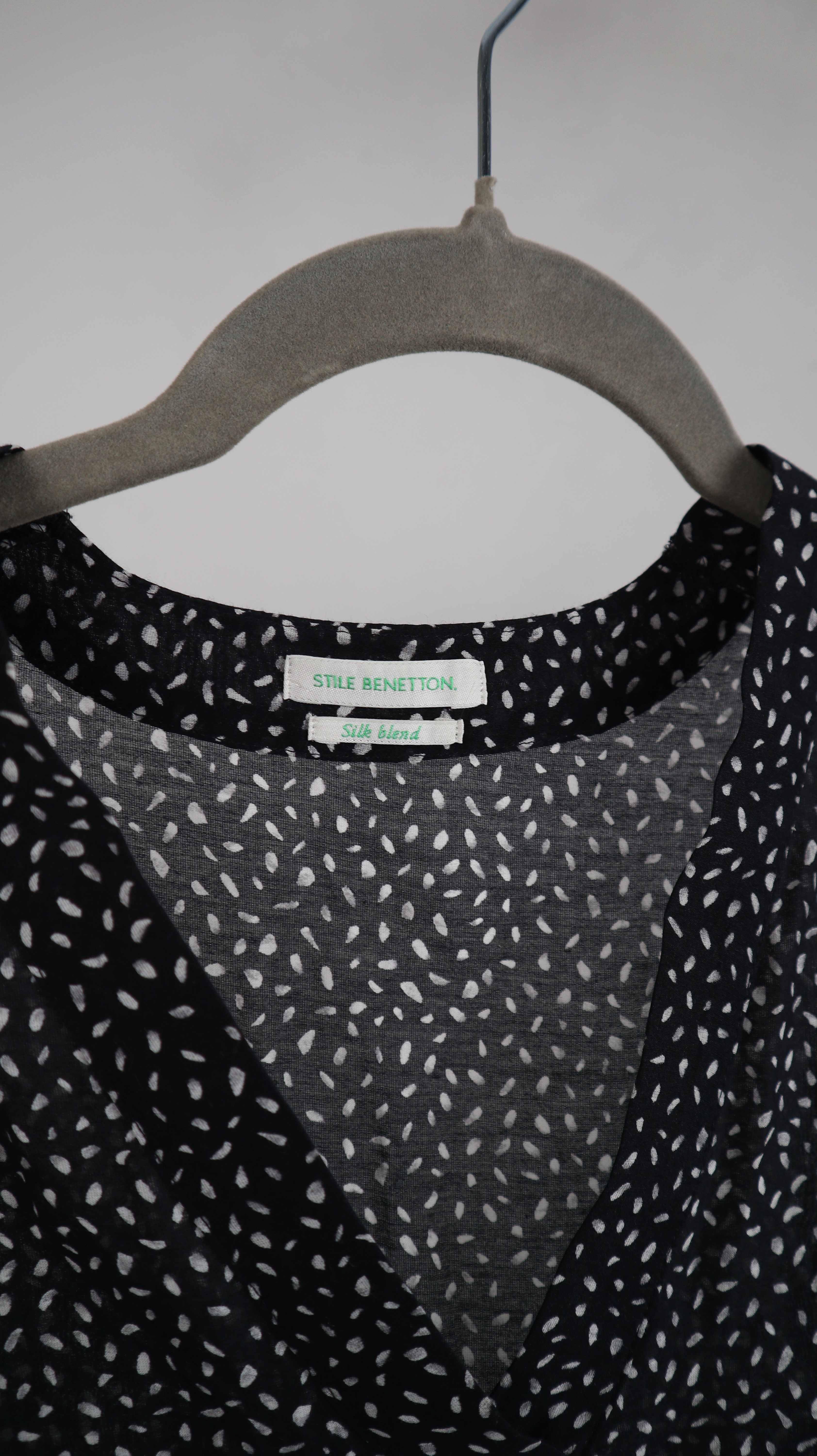 United Colors of Benetton Bluse Shirt schwarz weiß Top gepunktet 38 M