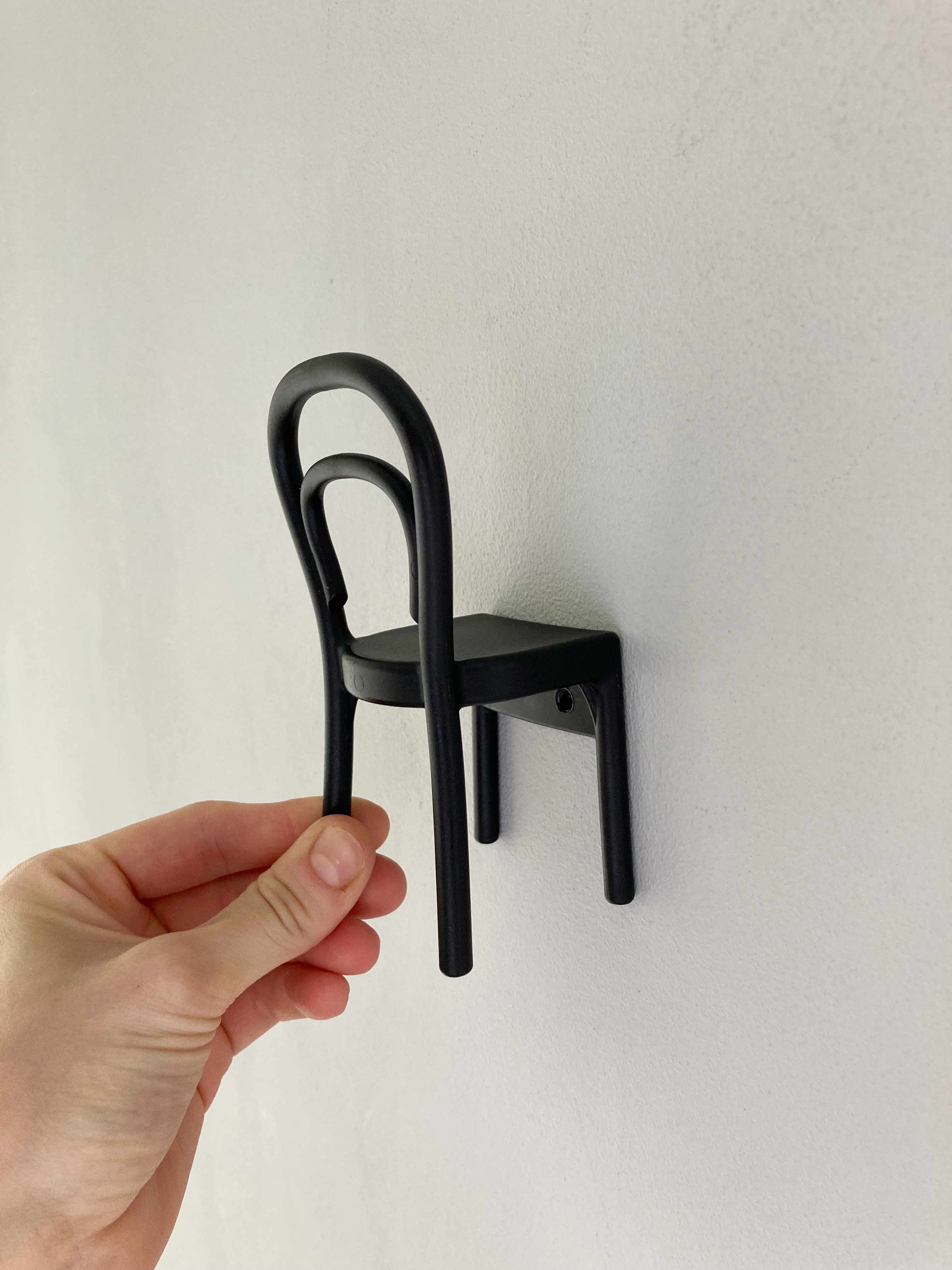 Ikea Wandhaken Garderobe Stuhl schwarz Design Kunststoffstuhl Ministuh – Handpicked pieces