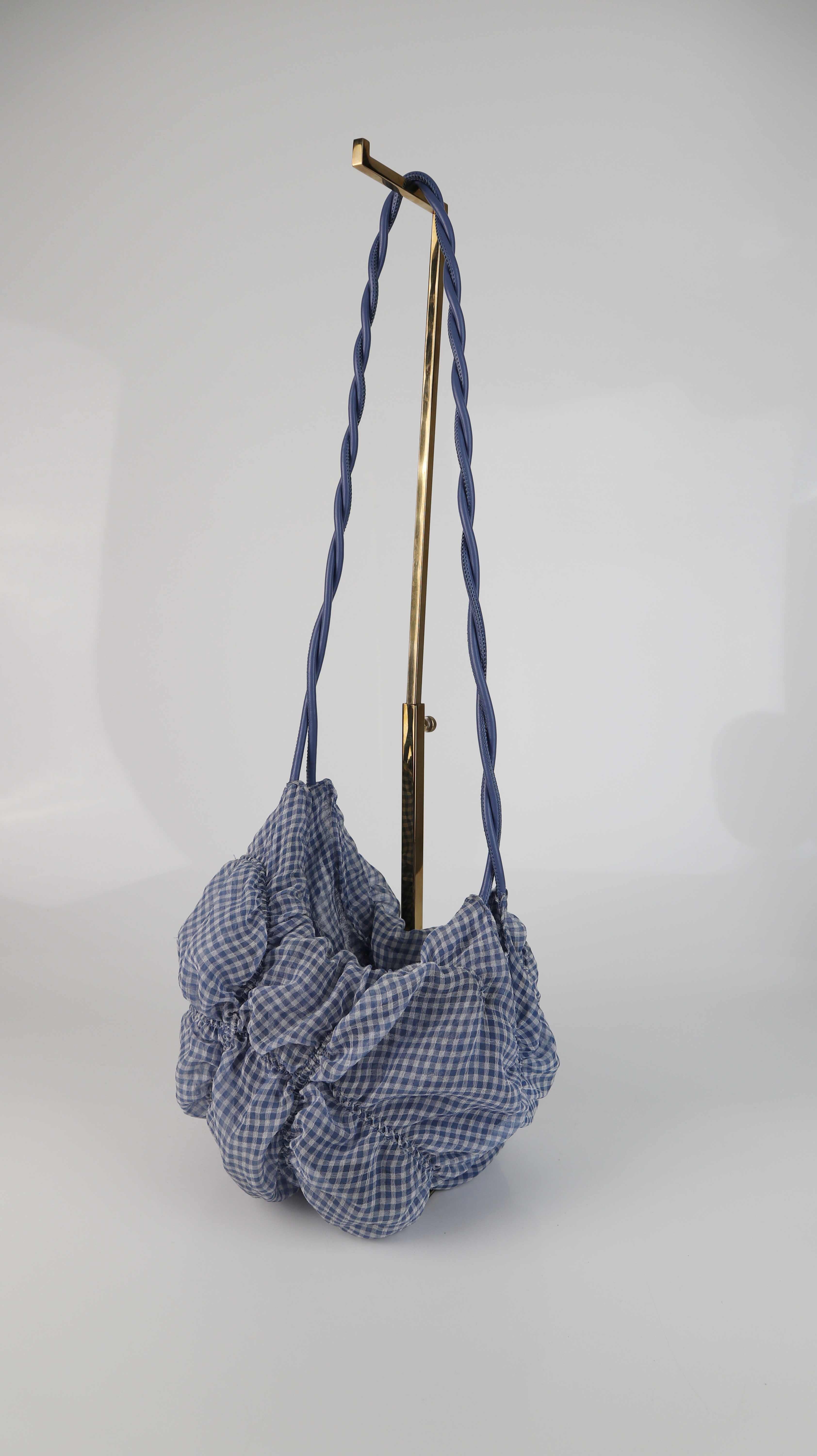 Zara Tasche Umhängetasche blau kariert Crossbosy schwedisch