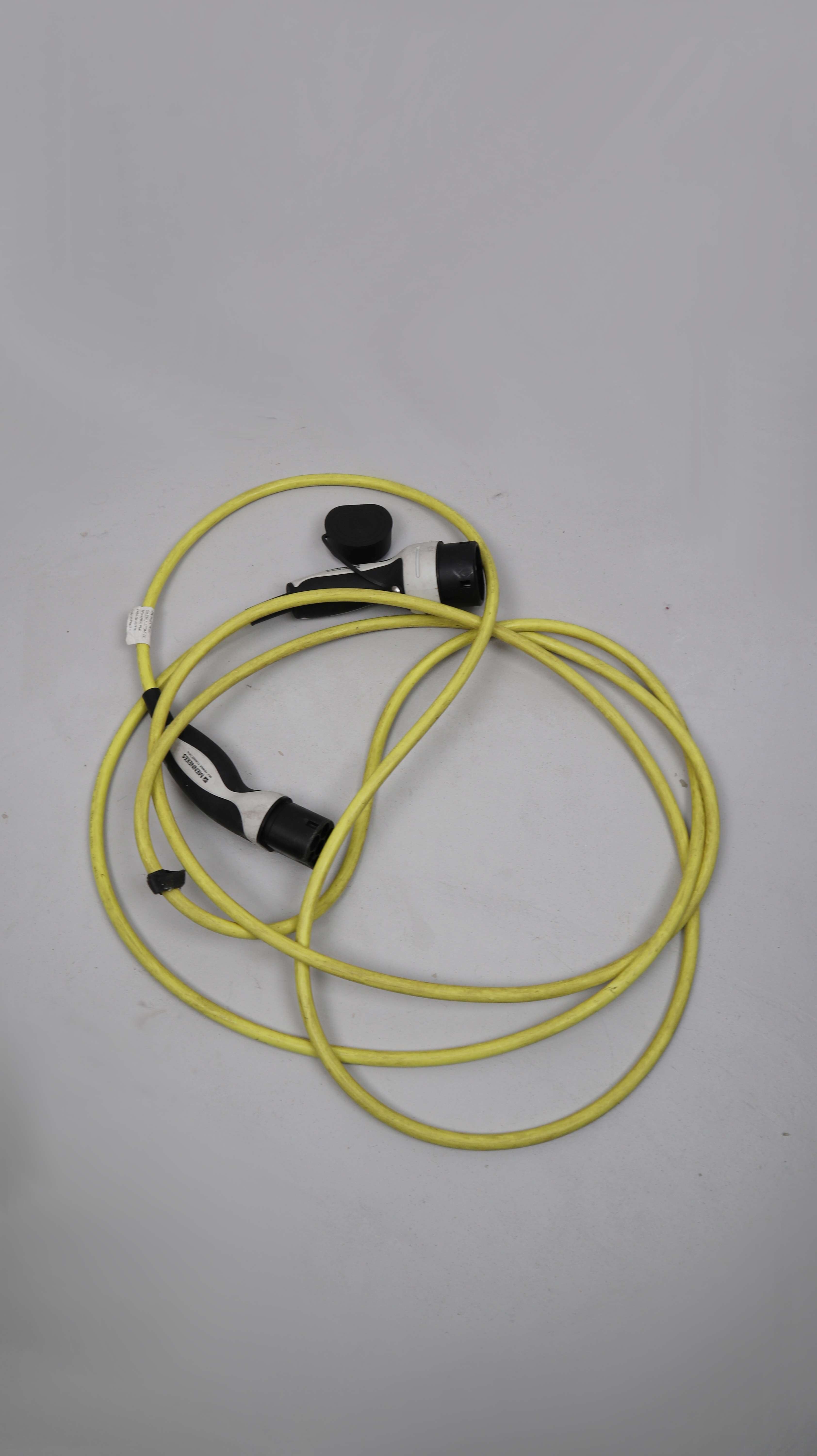 Mennekes Ladekabel Mode 3 Typ 2 zu Typ 2 11 kW 3-phasig 20 A Gelb