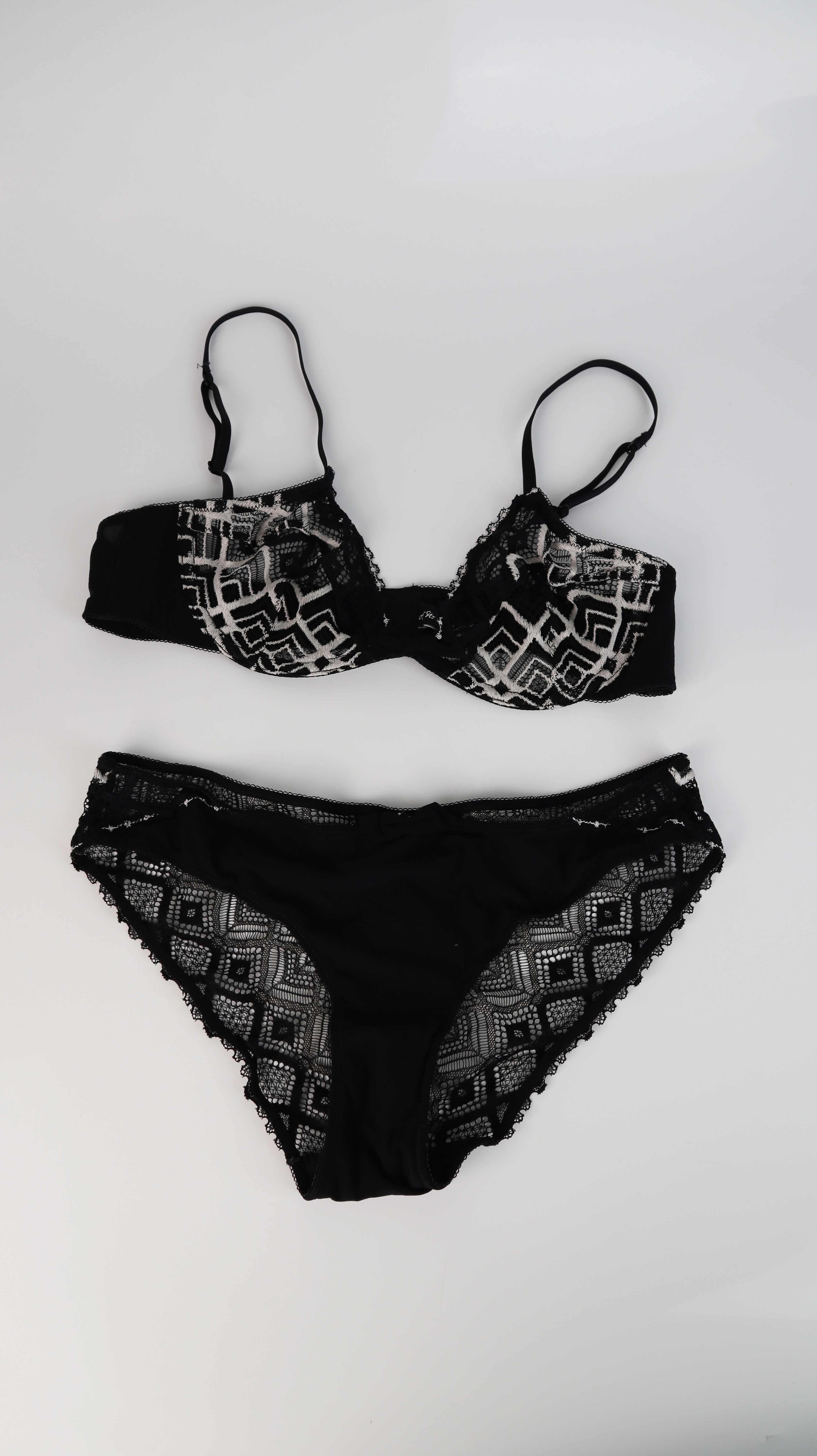 &other stories Set BH Unterwäsche schwarz weiß 75 B Slip
