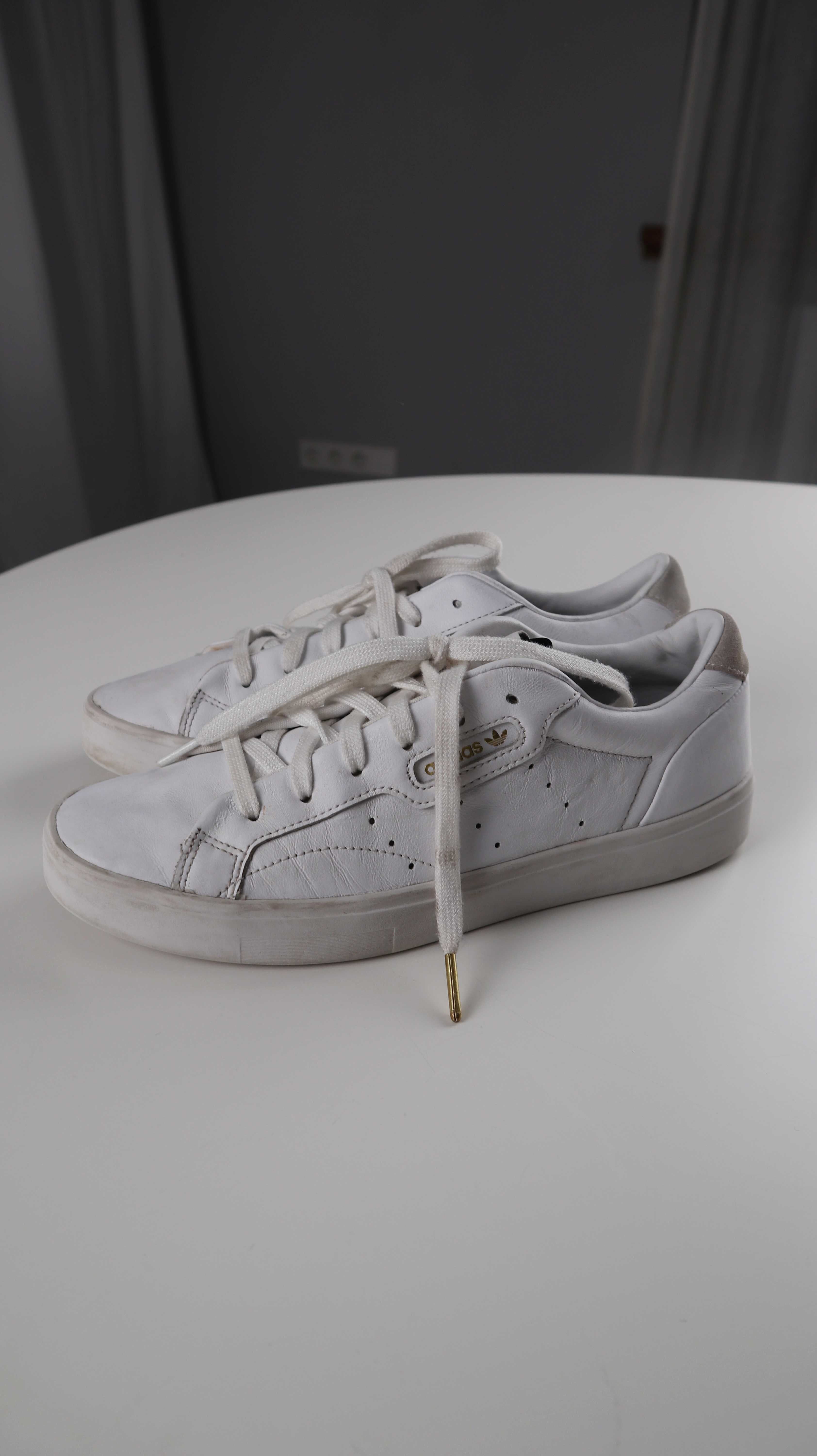 Adidas Sleek Sneaker Weiß 41 1/3 Turnschuhe Ledersneaker