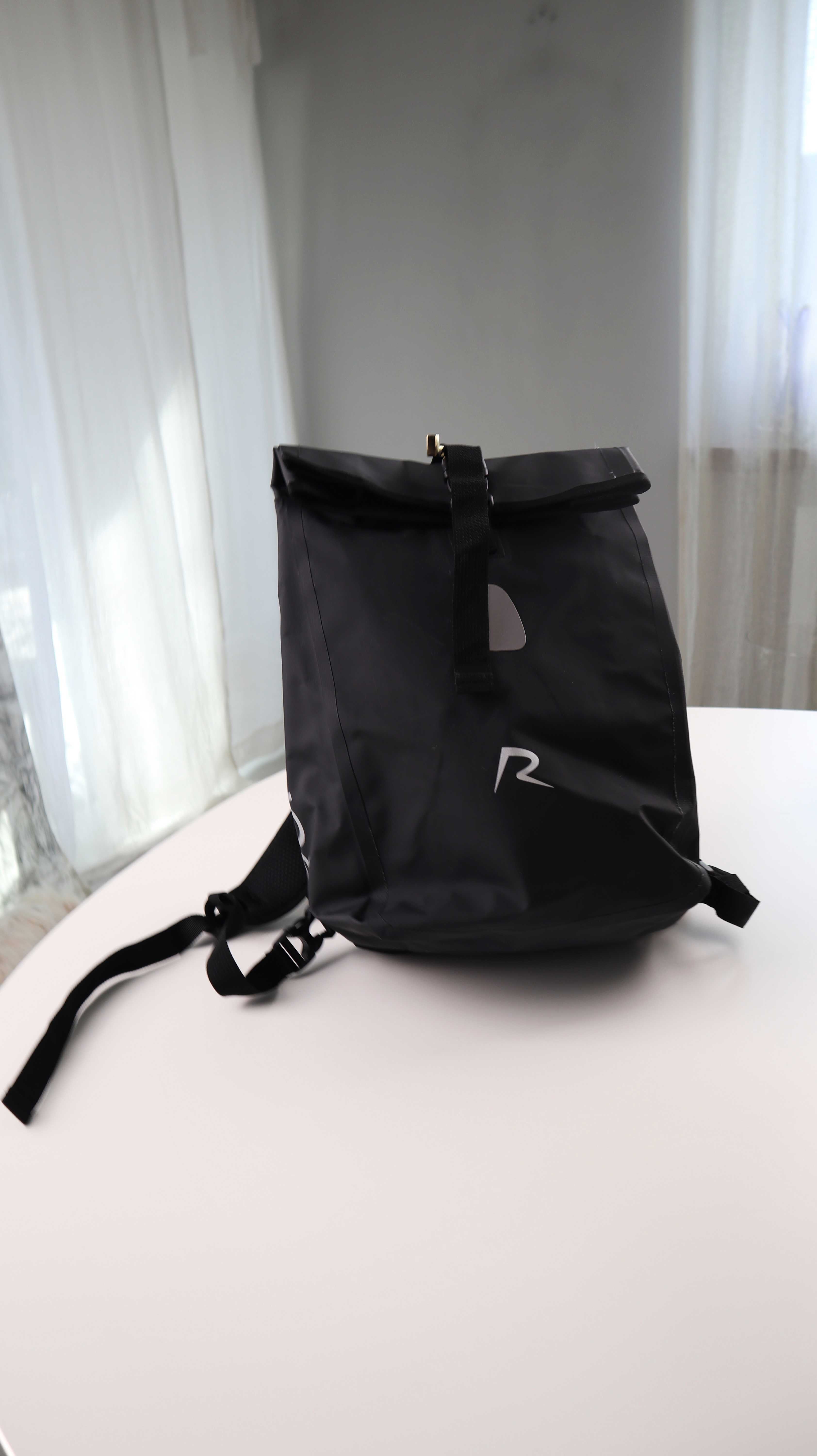 Rohtar Rucksack Fahrrad Fahrradrucksack Satteltasche schwarz