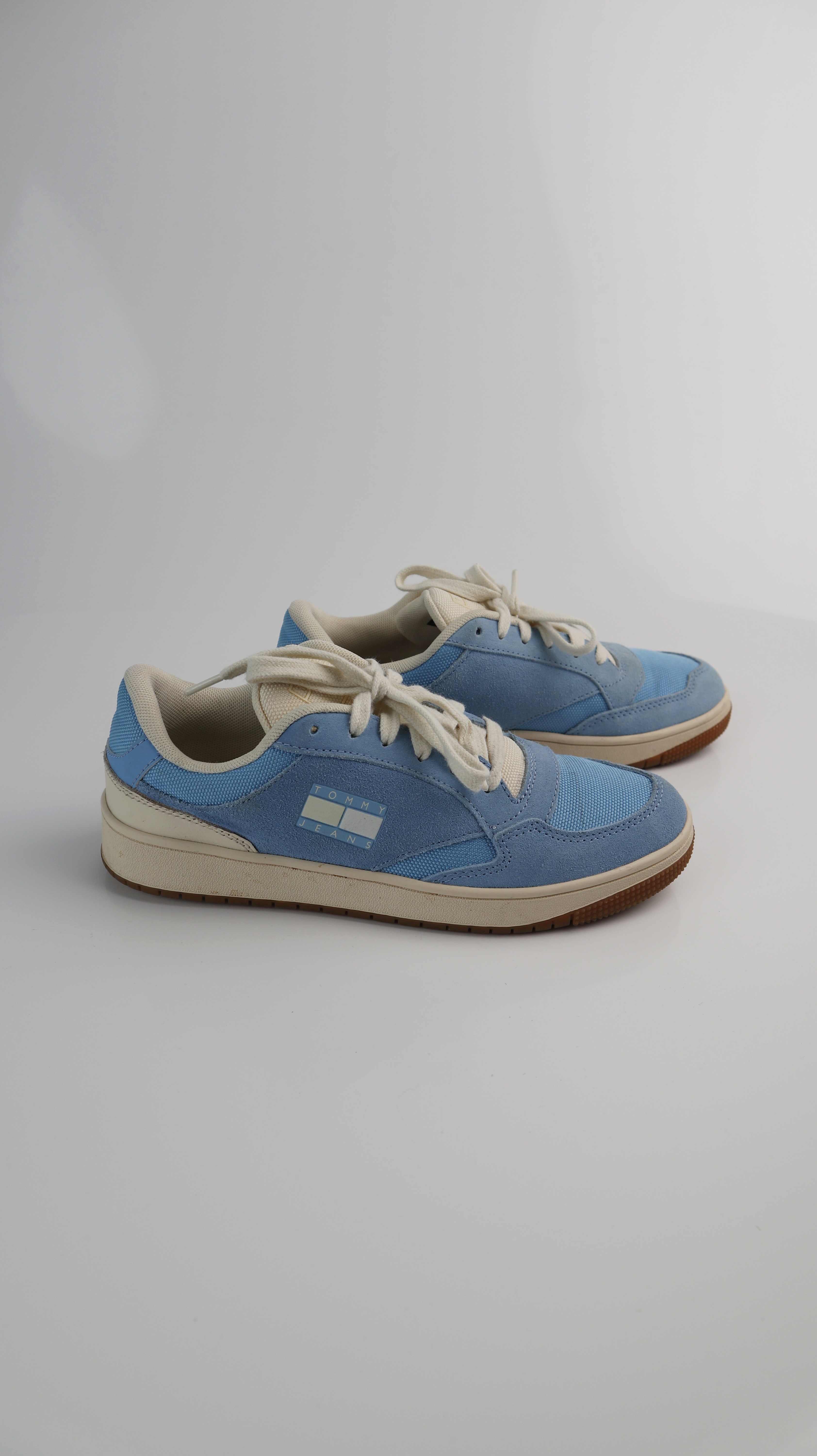 Tommy Hilfiger Sneaker 37 blau weiß Turnschuhe Schnürschuhe