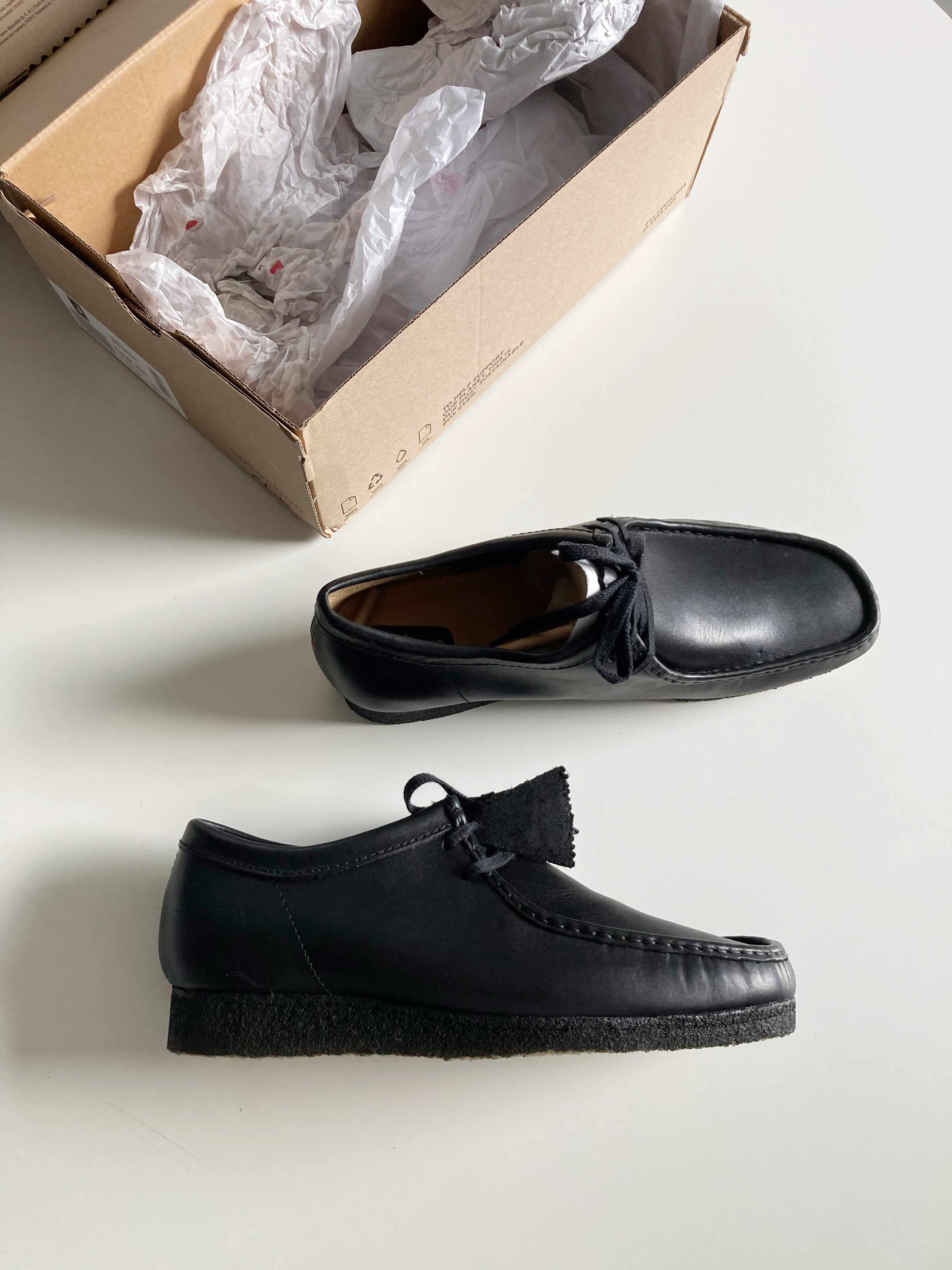 Clarks Originals neu Forge Run 44,5 schwarz Lederslipper Mokassin