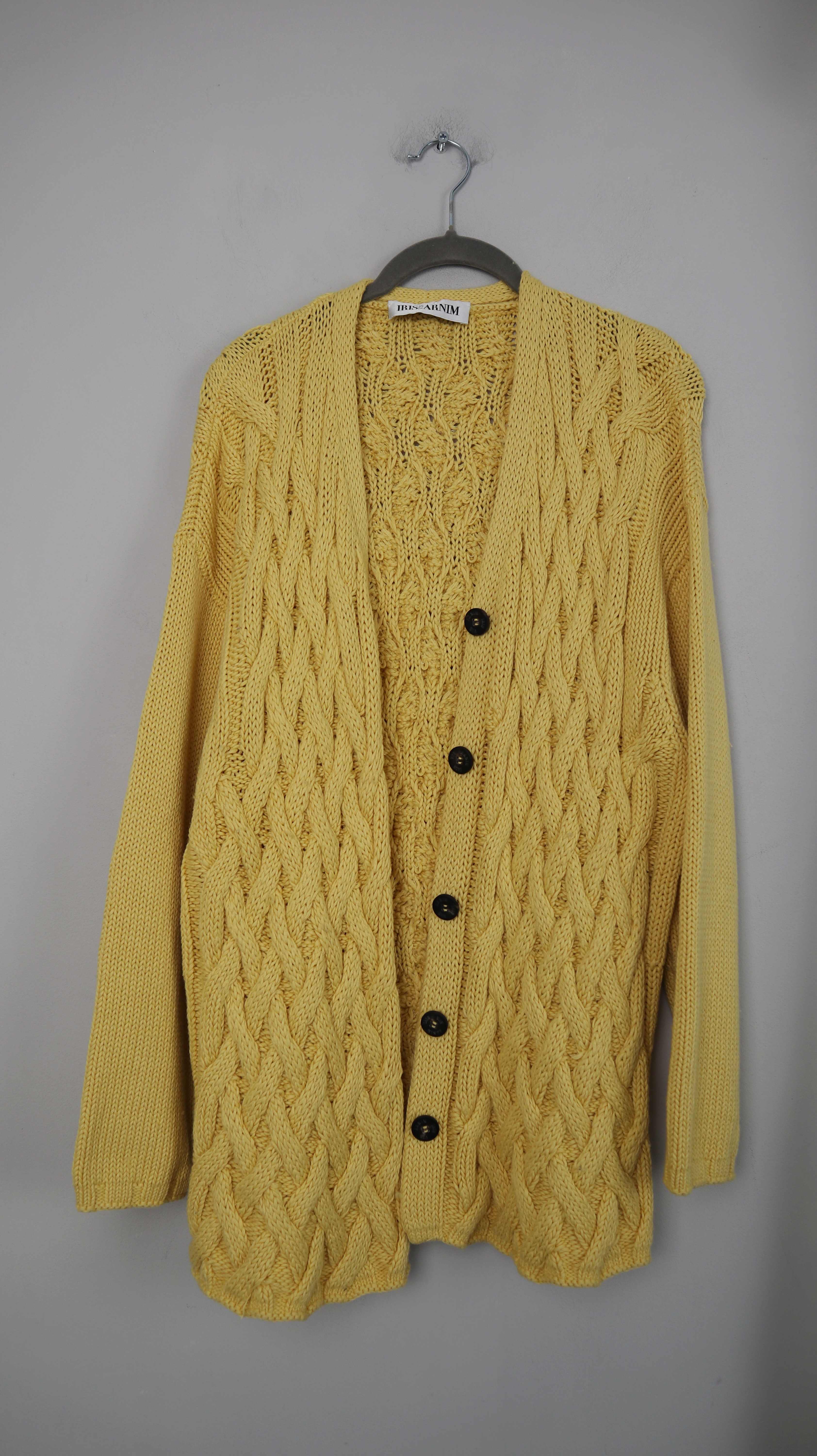 Iris von Arnim Strickjacke Gelb Cardigan Zopfmuster geflochten Knopfjacke