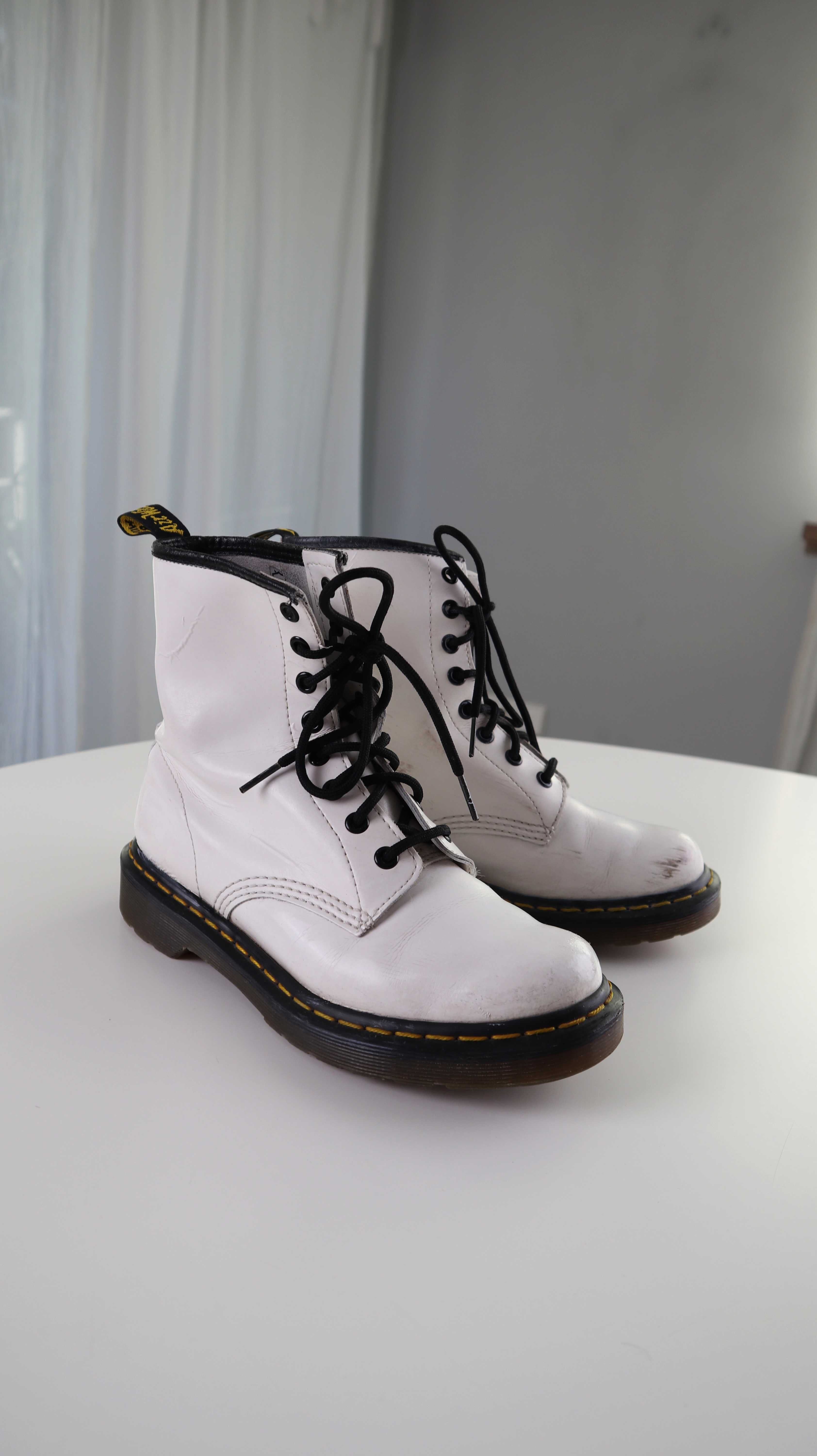 Dr. Martens Stiefel Weiß 38 Stiefeletten Lackleder uni Weiss