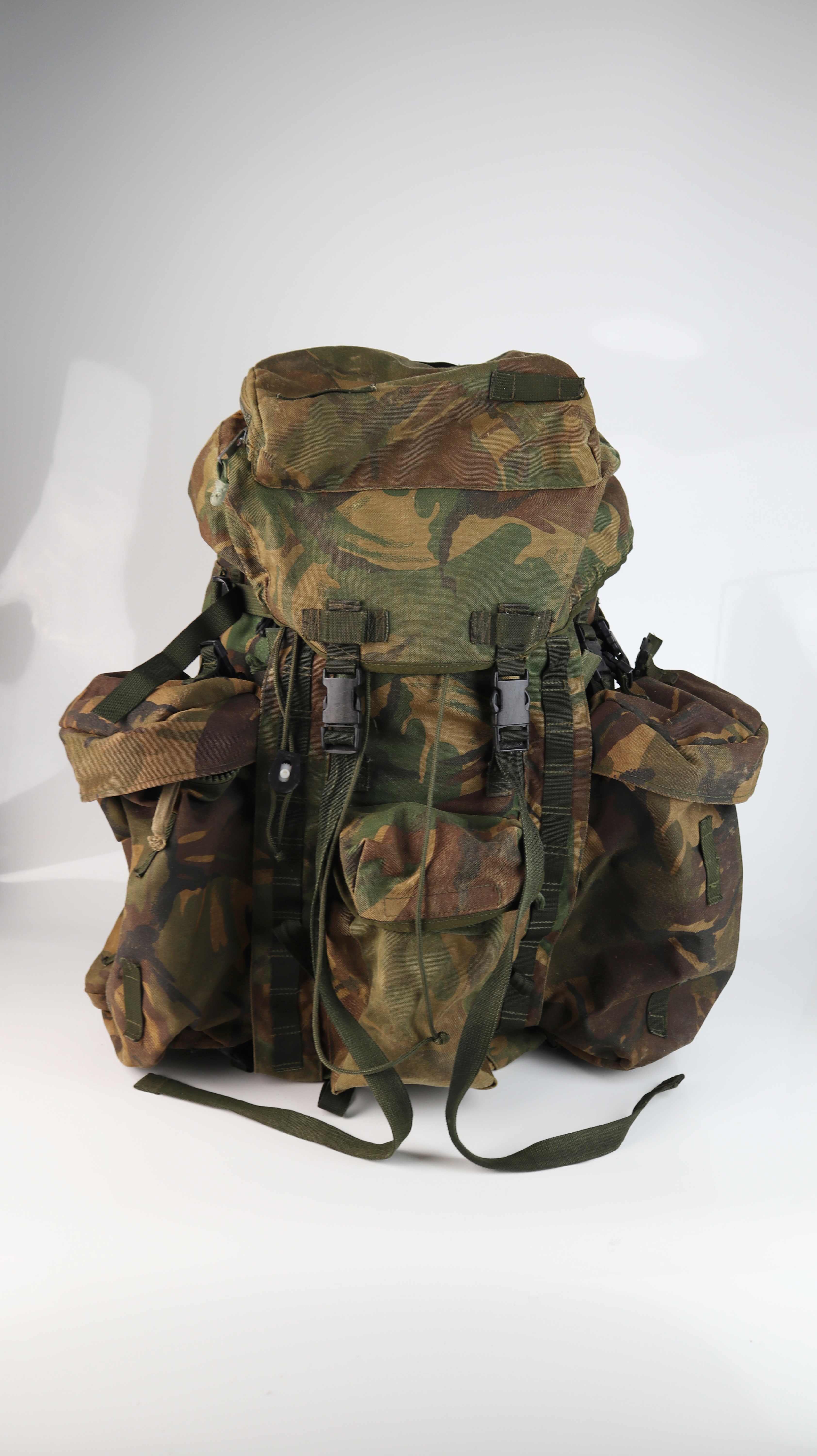 wanderrucksack vintage Rucksack Kampfrucksack Camouflage Schwedisch – Handpicked pieces Options:Scalpel Carbon Hi-MOD Ultimate - Tinted Red Ordnen & Aufbewahren - Thermal Boost