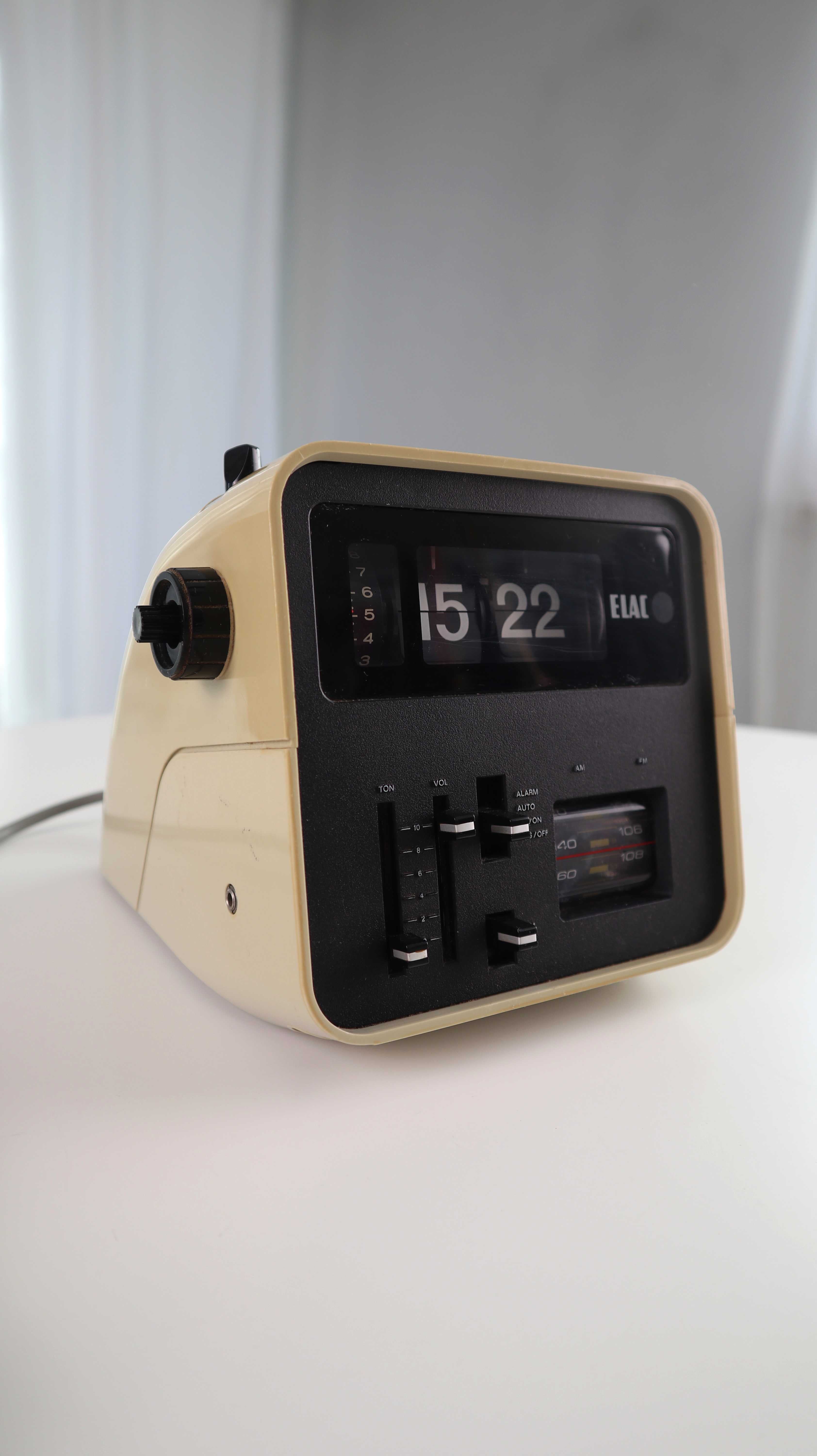 ELAC Radio FLIP CLOCK Uhr RD 100 Design WECKER Küche 60er 70er Klappzahlen