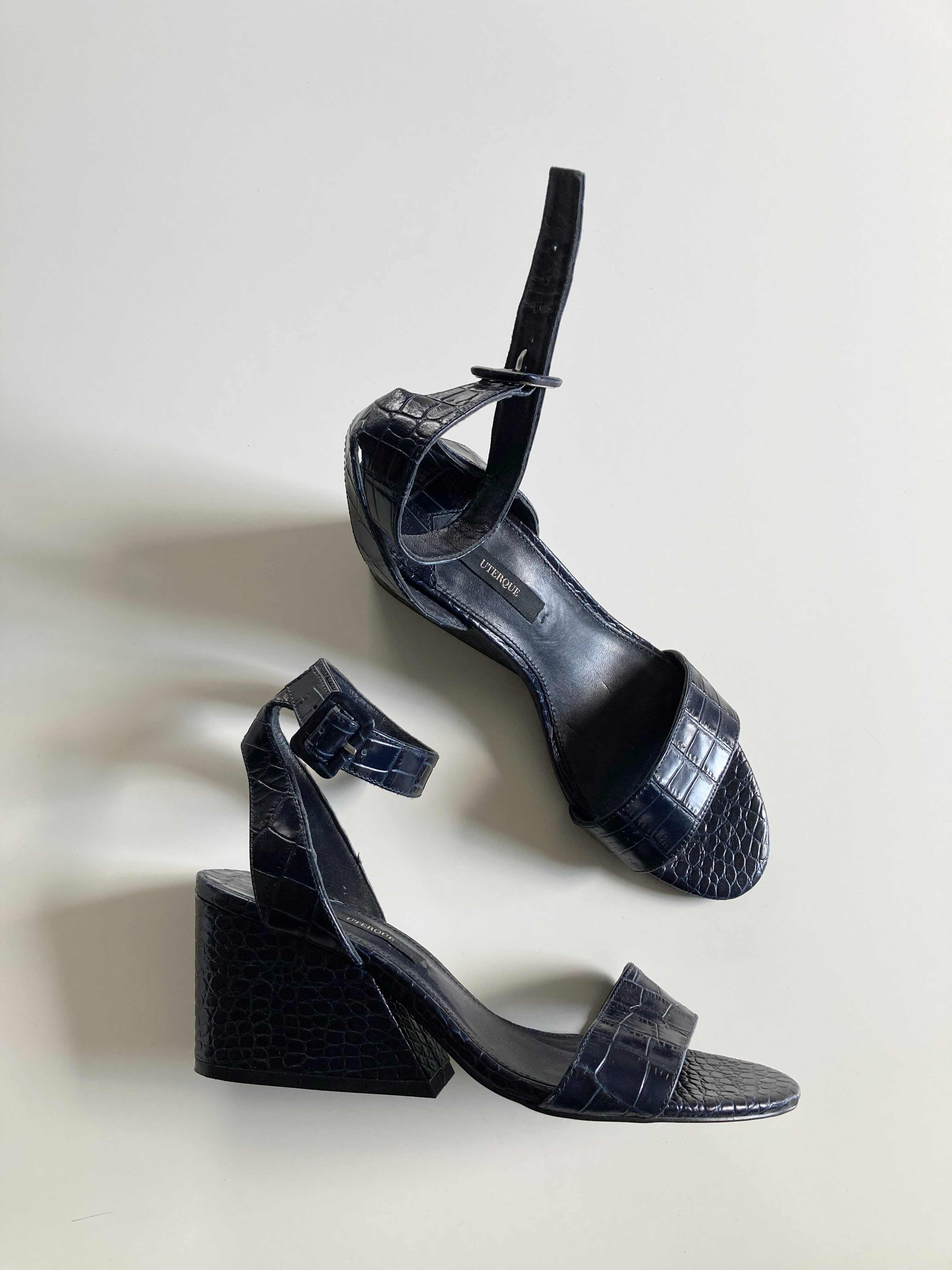 Uterque Slipper Loafer Blau 38 Pumps Heels Kitten Heels