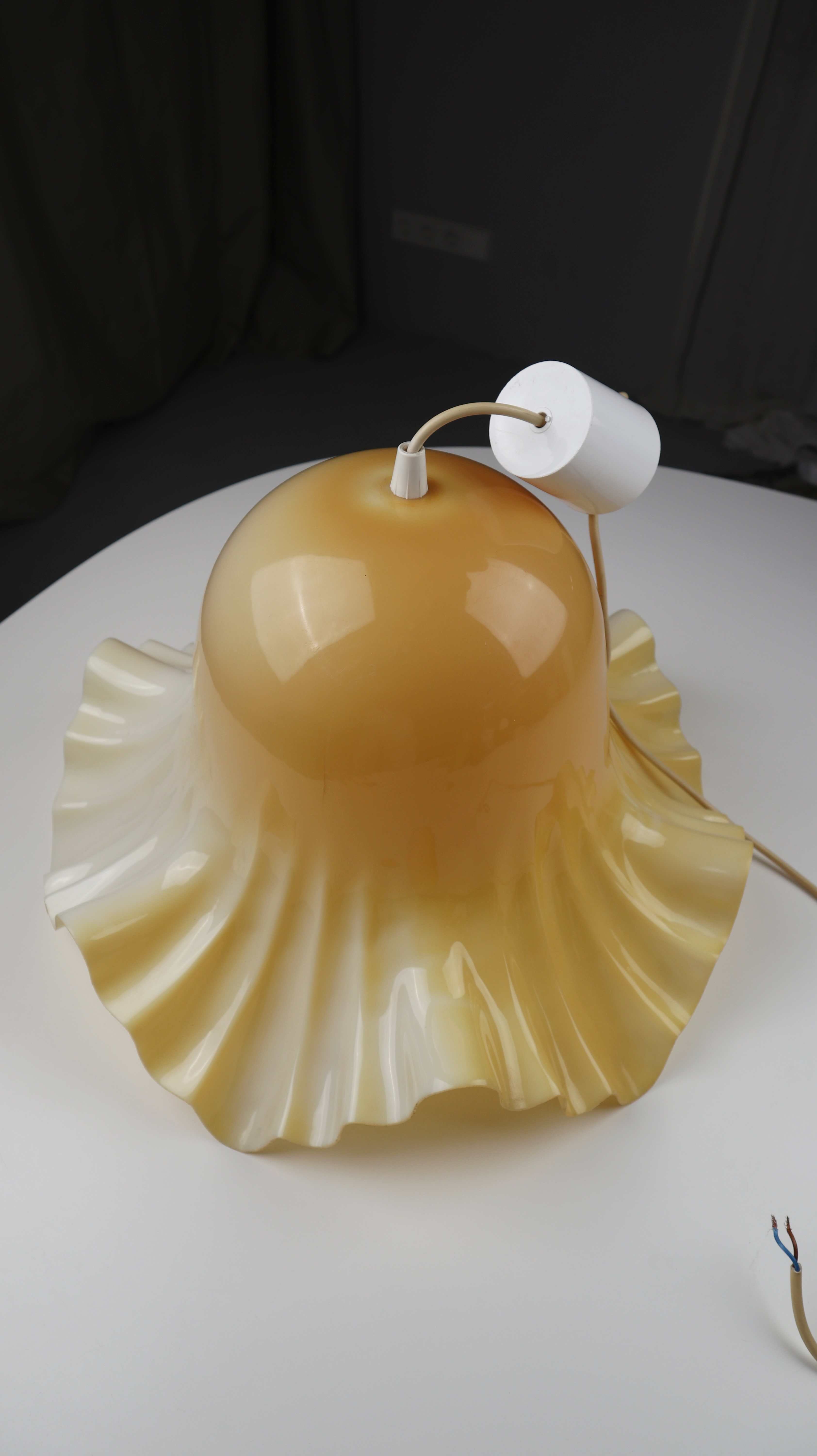True Vintage Deckenlampe Kunststoff Beige Blume 70er Retro Space Age