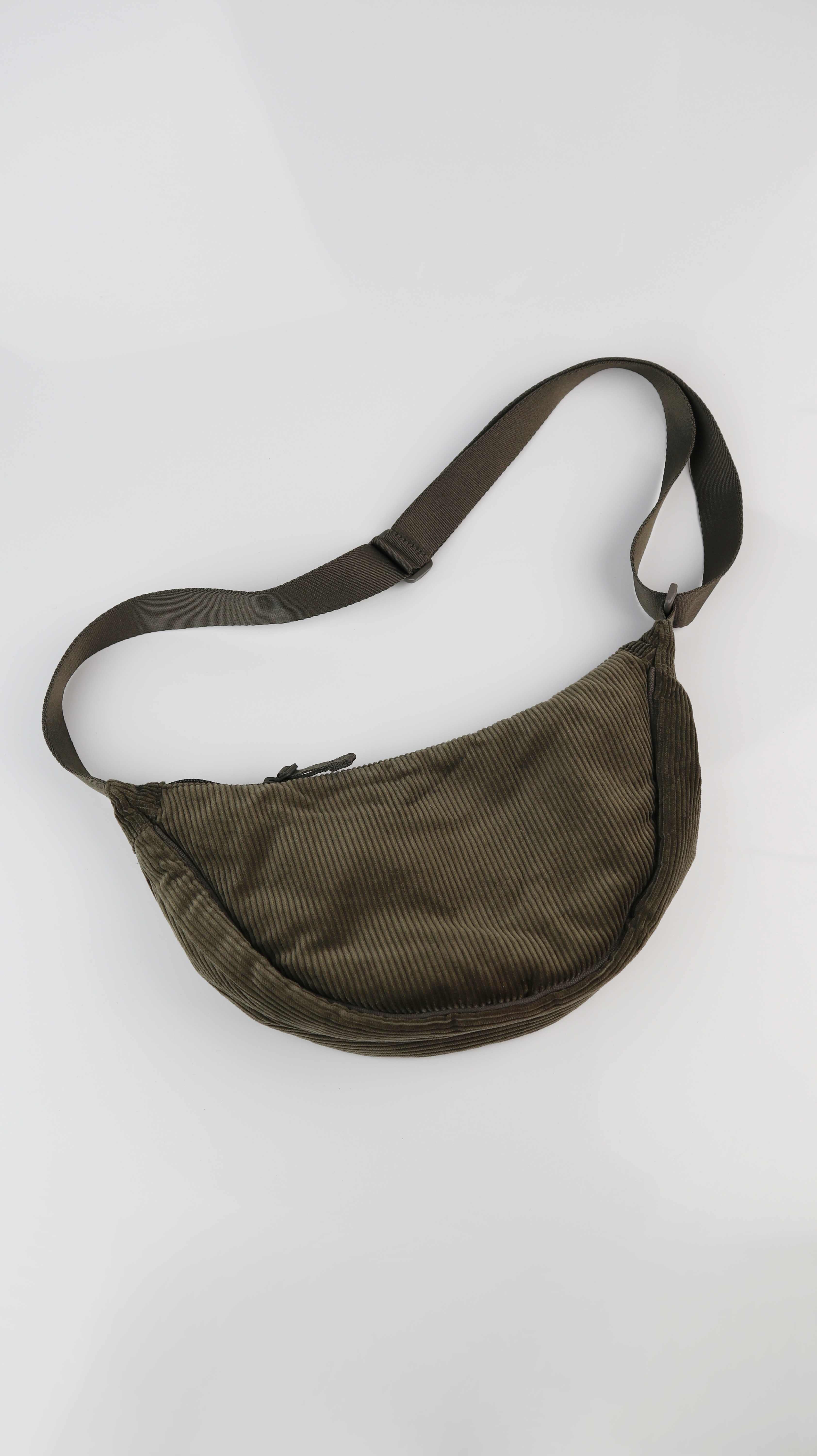 Uniqlo Tasche grün Cord Crossbag Bauchtasche Umhängetasche