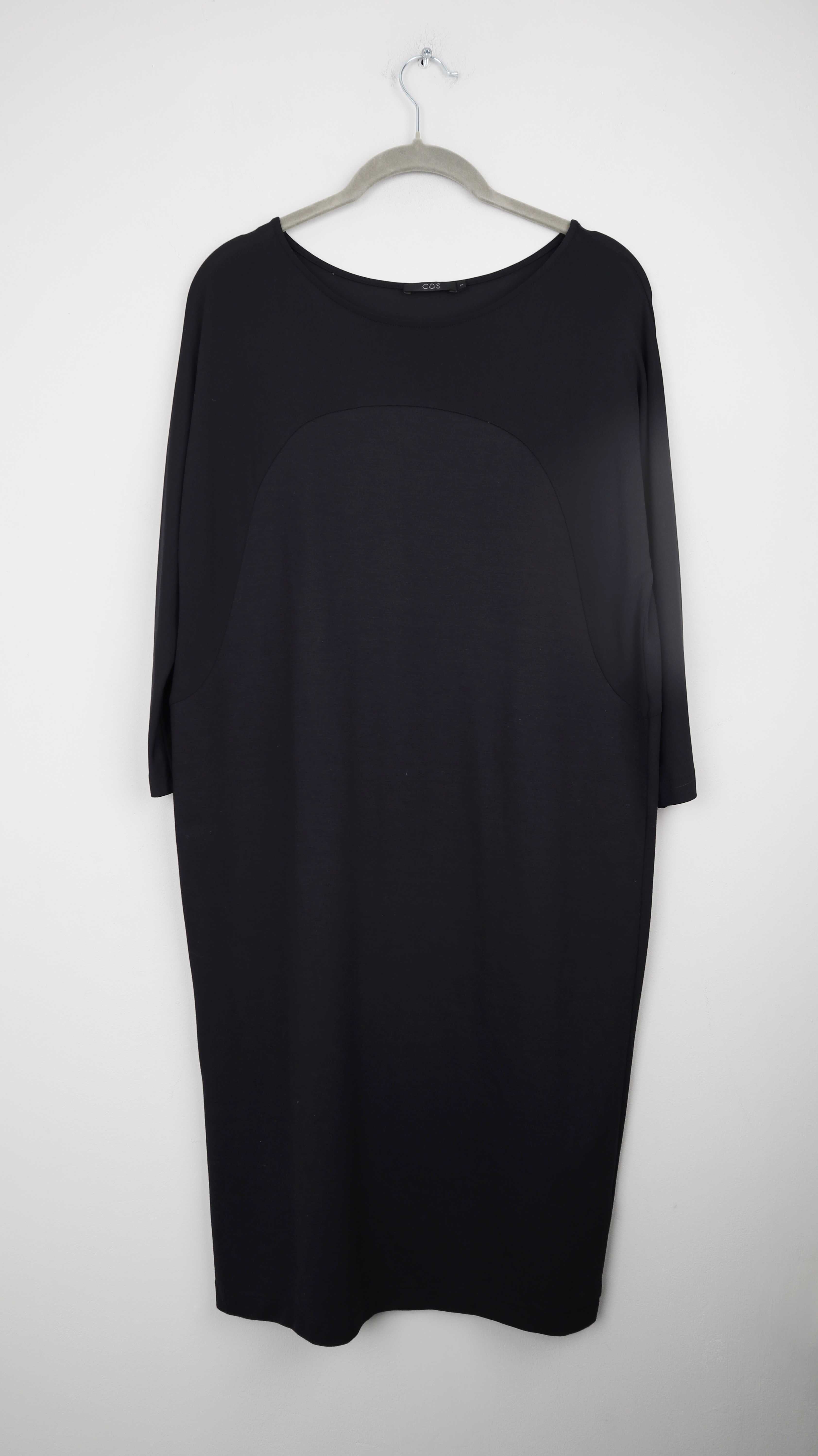 COS Kleid 36 S Midi Midikleid grafisch schwarz Etuikleid Stoffkleid