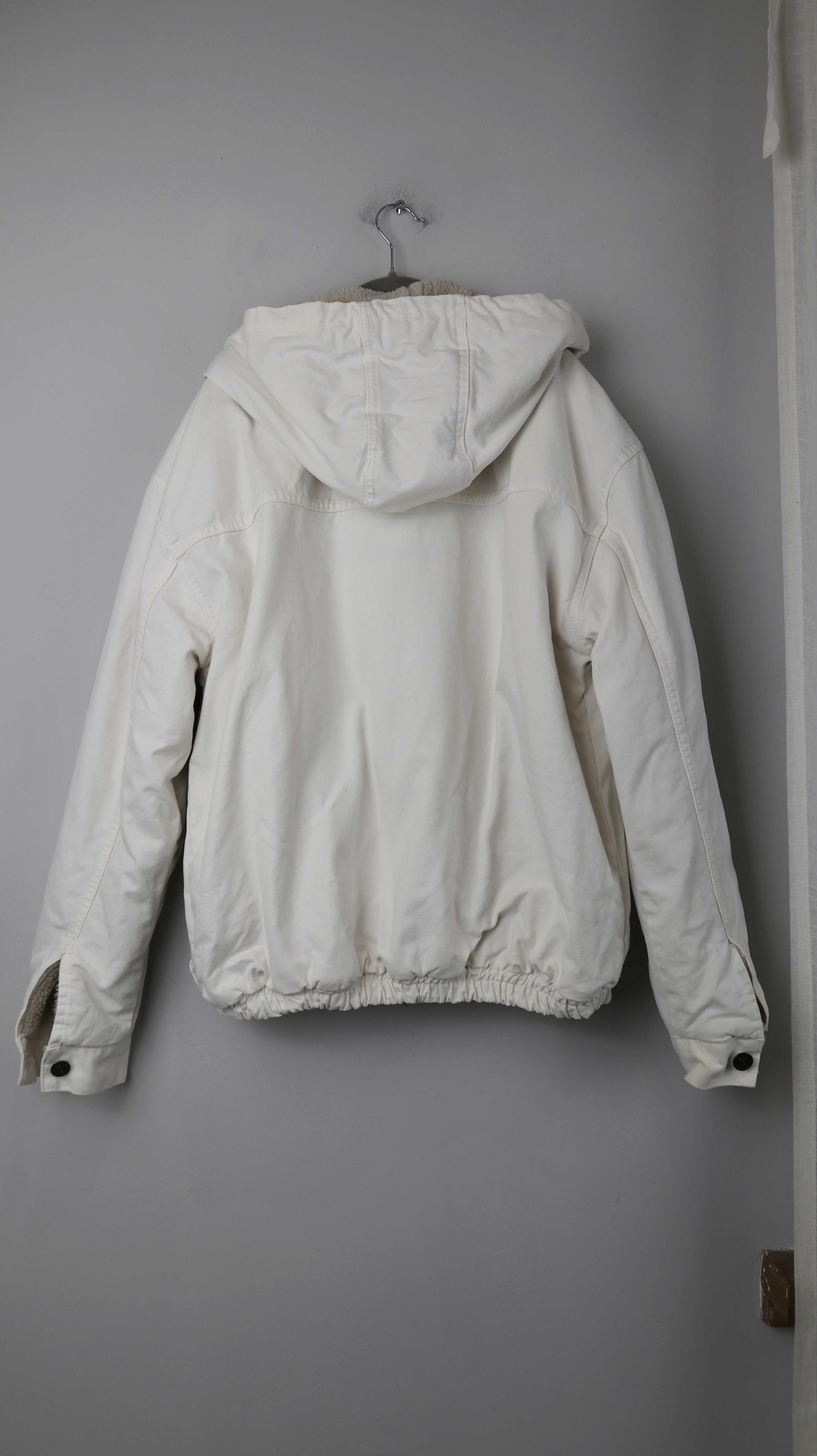 BDG Jacke Urban Outfitters weiß S gefüttert Kapuzenjacke Bomberjacke Skaterjacke